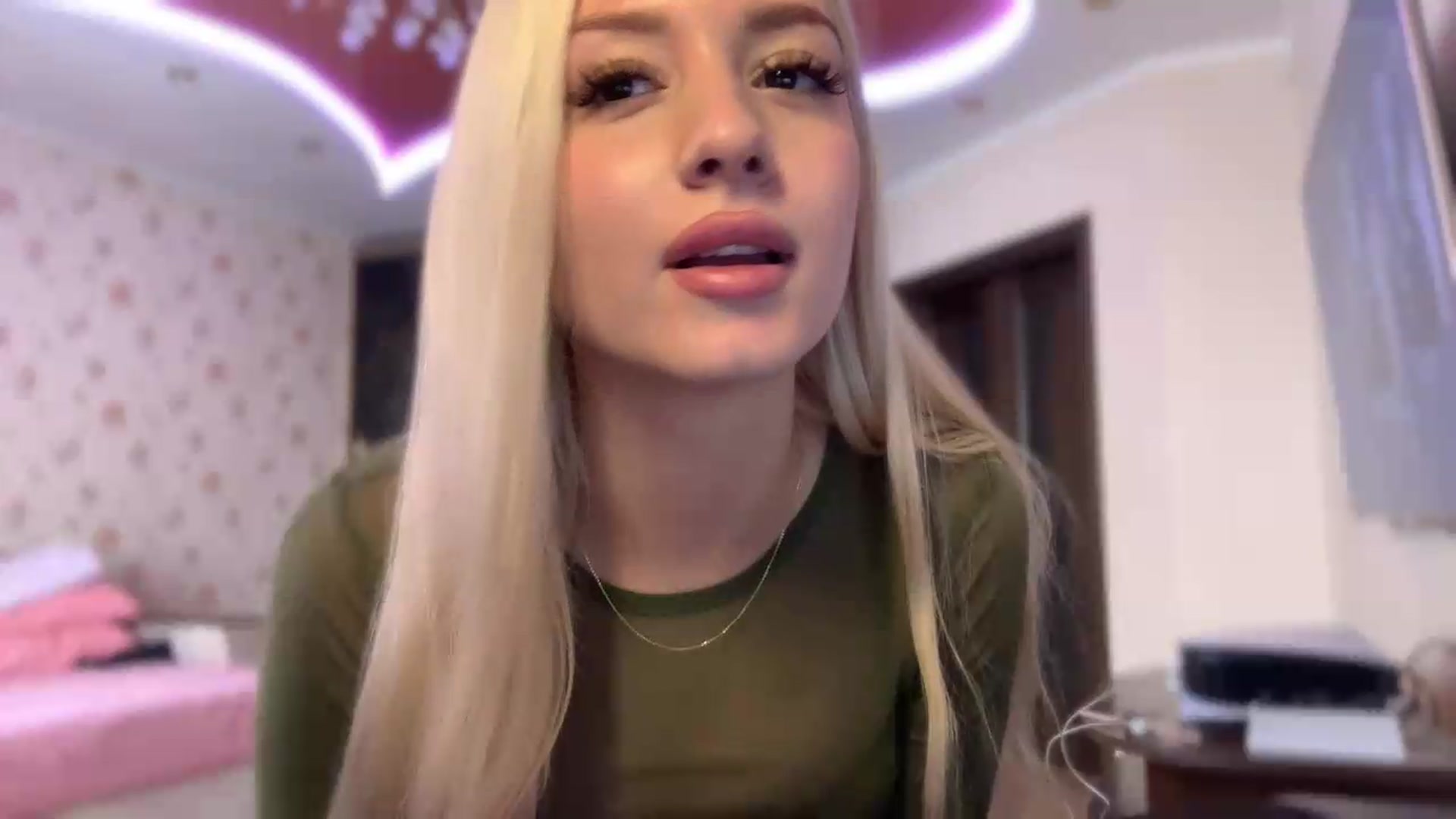 Gallery image thumbnail from SyndyRein's myfreecams stream on, 07/07/2026, 09:29 image 20 of 20