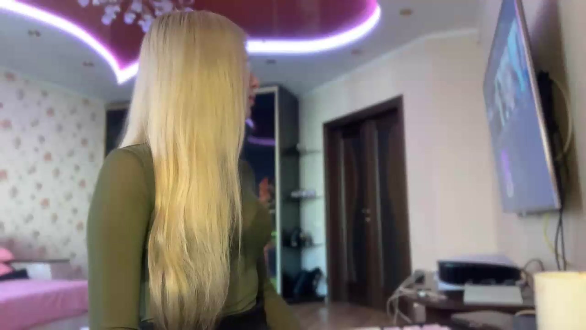 Gallery image thumbnail from SyndyRein's myfreecams stream on, 07/07/2026, 09:29 image 2 of 20