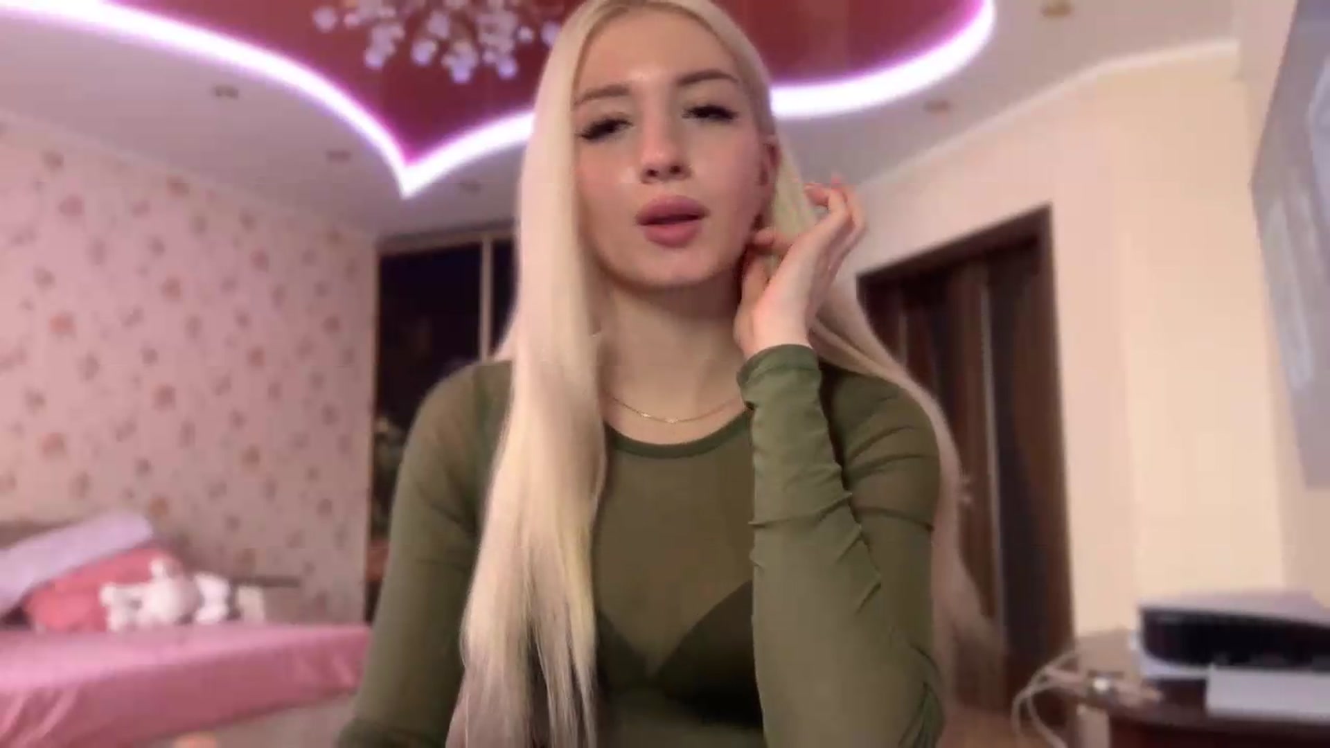 Gallery image thumbnail from SyndyRein's myfreecams stream on, 07/07/2026, 13:02 image 9 of 20