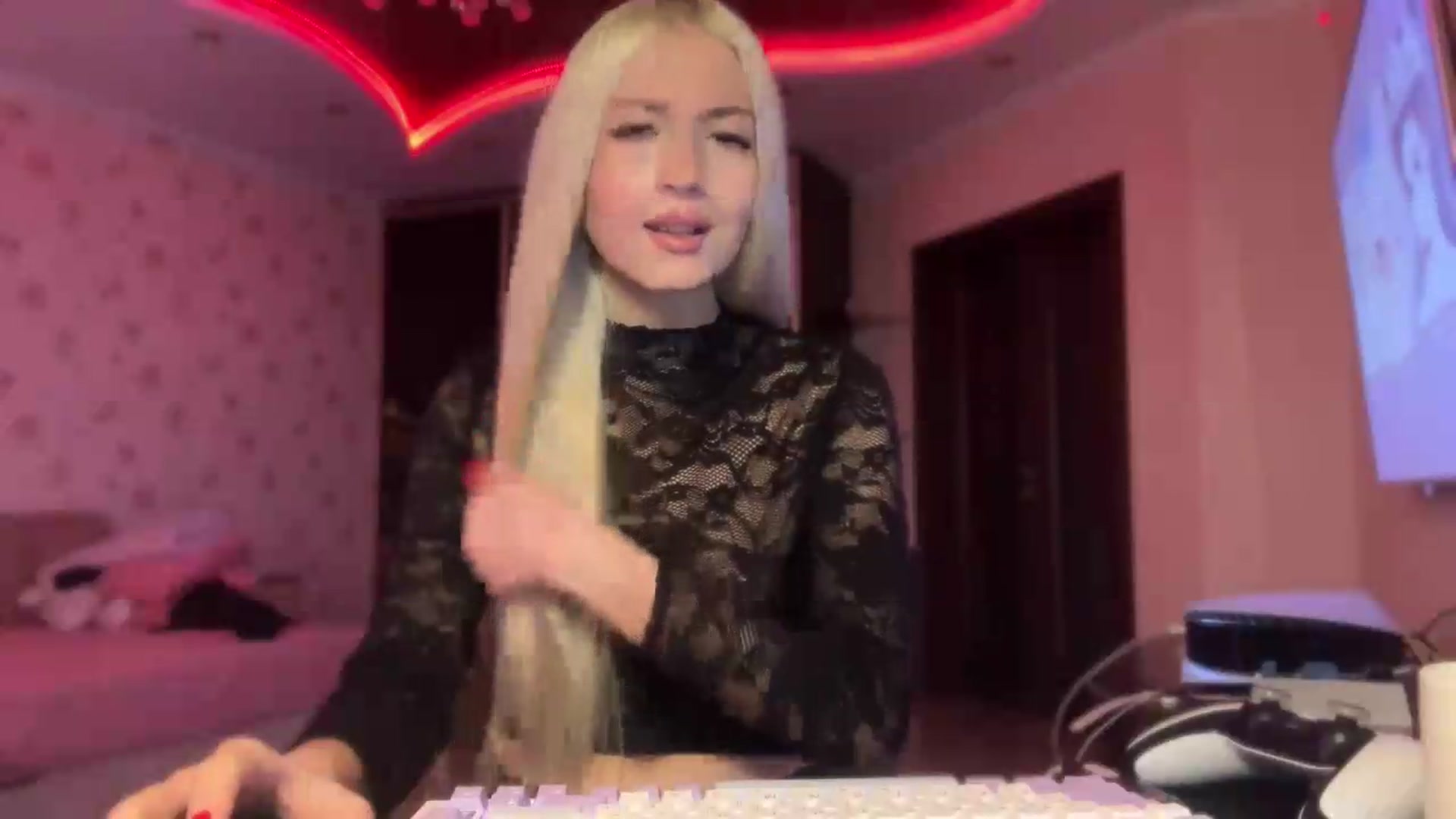 Gallery image thumbnail from SyndyRein's myfreecams stream on, 07/08/2026, 13:03 image 18 of 20