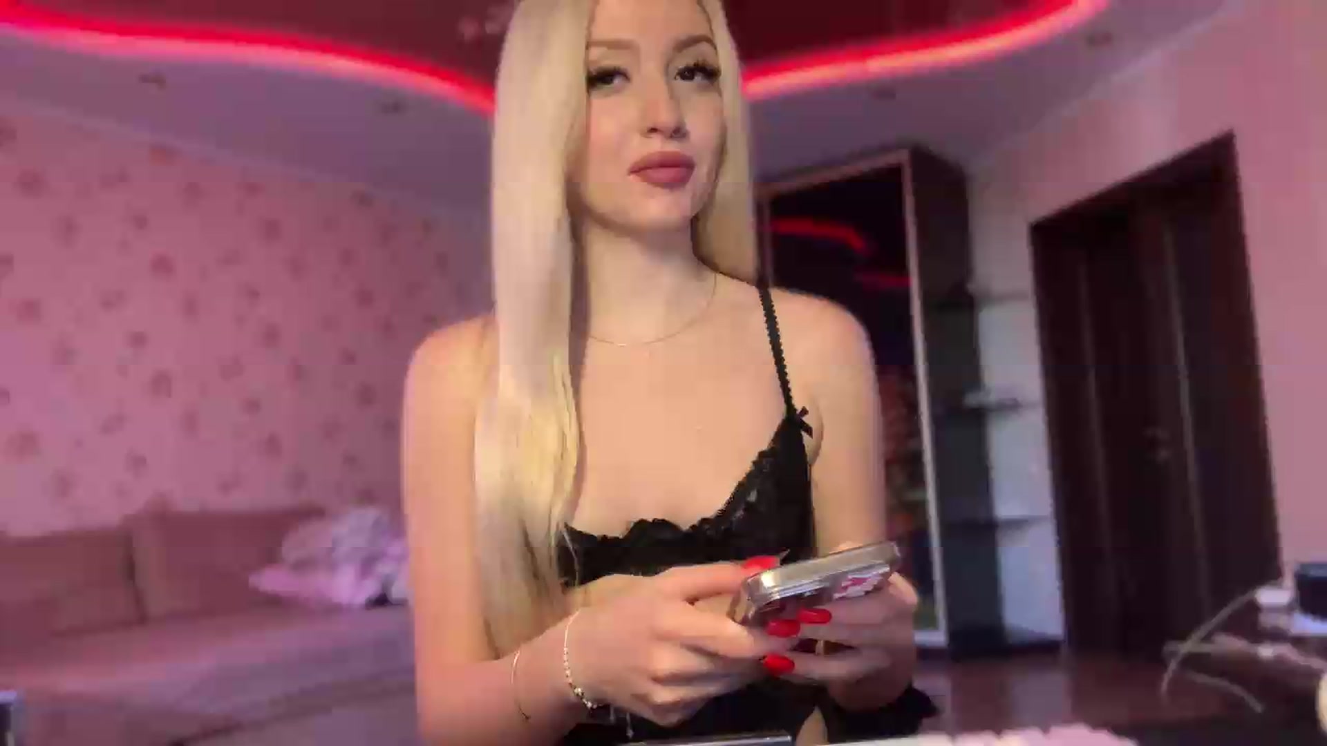 Gallery image thumbnail from SyndyRein's myfreecams stream on, 07/17/2026, 08:28 image 10 of 20