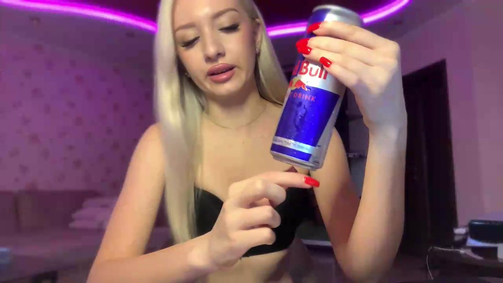 Gallery image thumbnail from SyndyRein's myfreecams stream on, 07/20/2026, 08:22 image 3 of 20