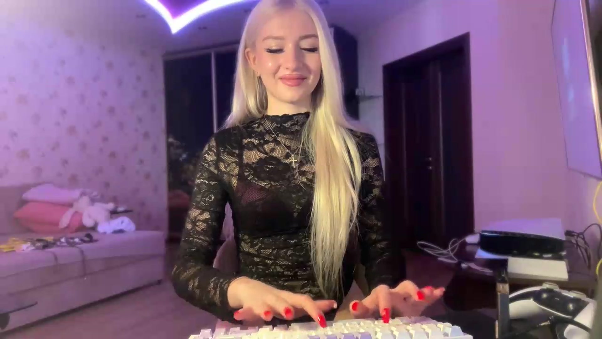 Gallery image thumbnail from SyndyRein's myfreecams stream on, 07/27/2026, 09:24 image 10 of 20