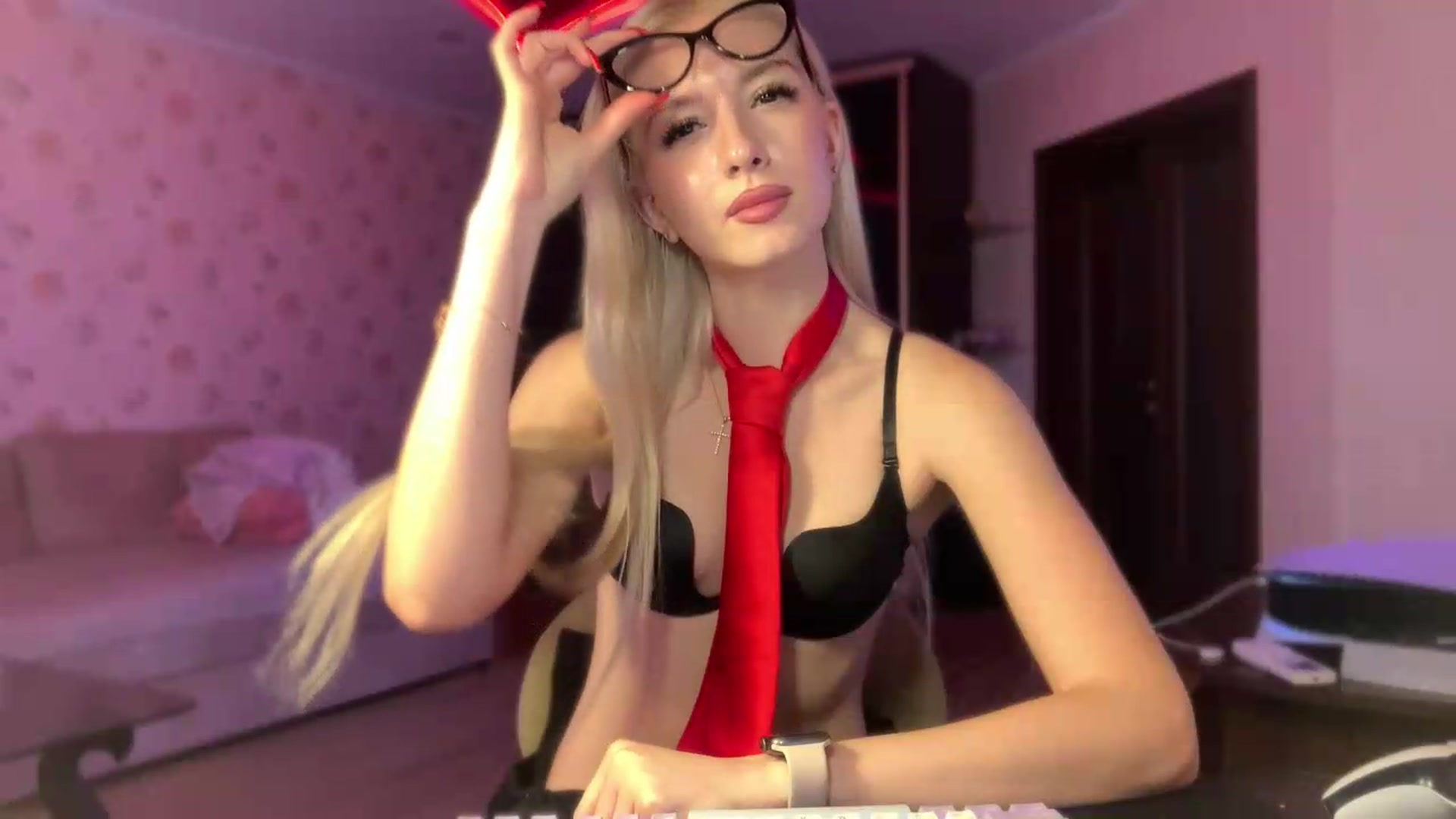 Gallery image thumbnail from SyndyRein's myfreecams stream on, 07/29/2026, 11:41 image 16 of 20