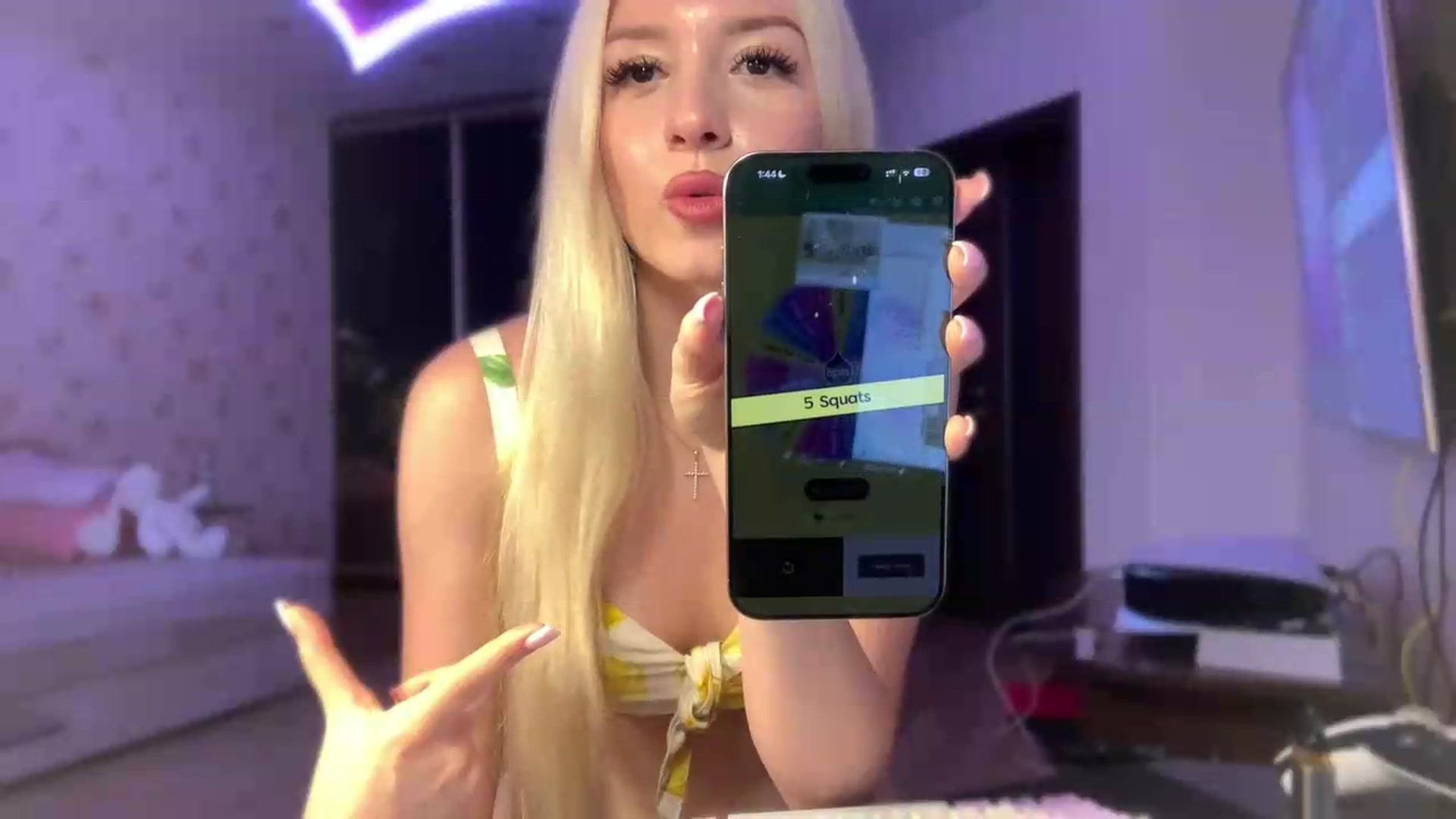 Gallery image thumbnail from SyndyRein's myfreecams stream on, 08/04/2026, 11:00 image 15 of 20