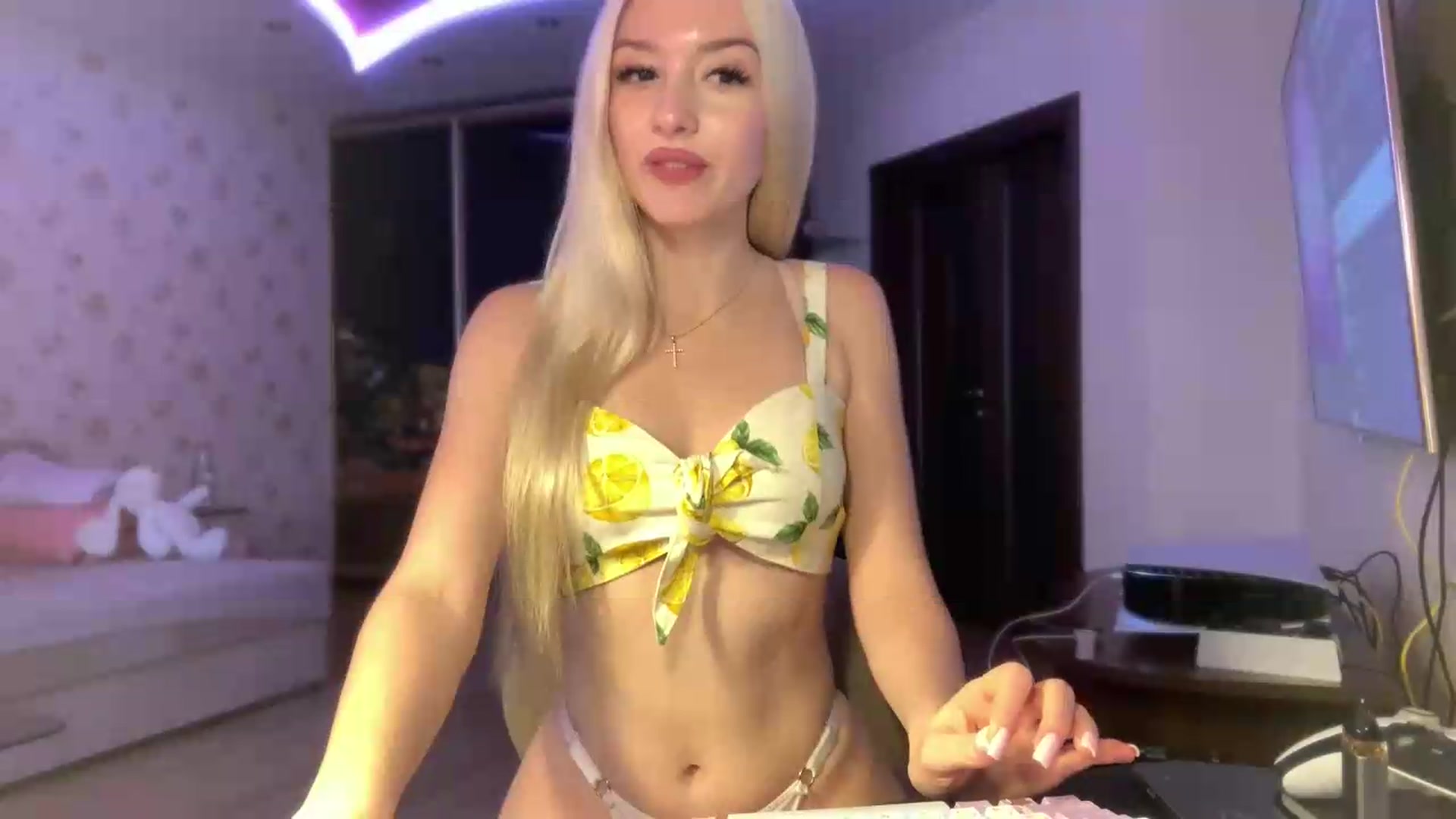 Gallery image thumbnail from SyndyRein's myfreecams stream on, 08/04/2026, 11:00 image 14 of 20
