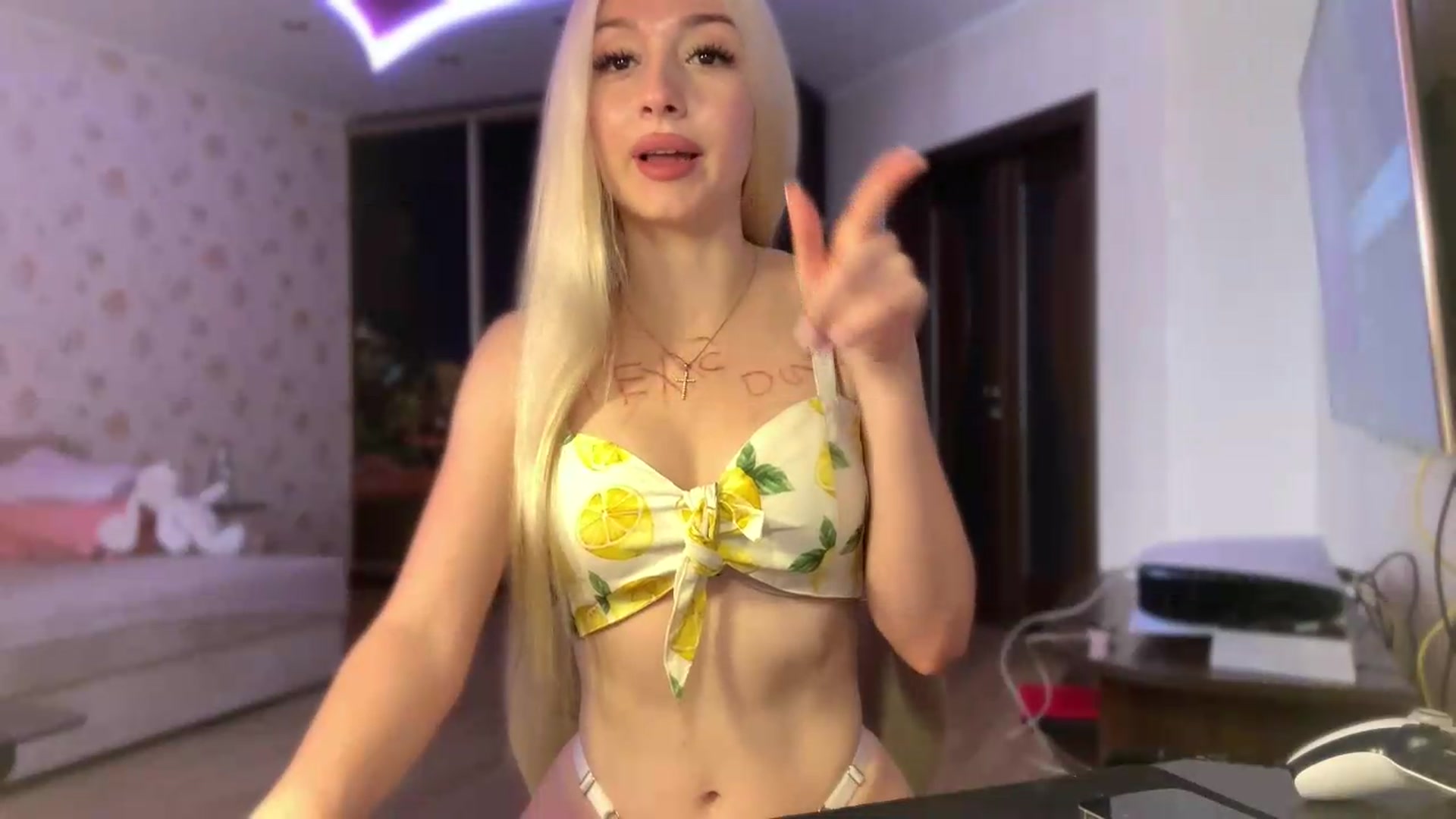 Gallery image thumbnail from SyndyRein's myfreecams stream on, 08/04/2026, 12:19 image 19 of 20