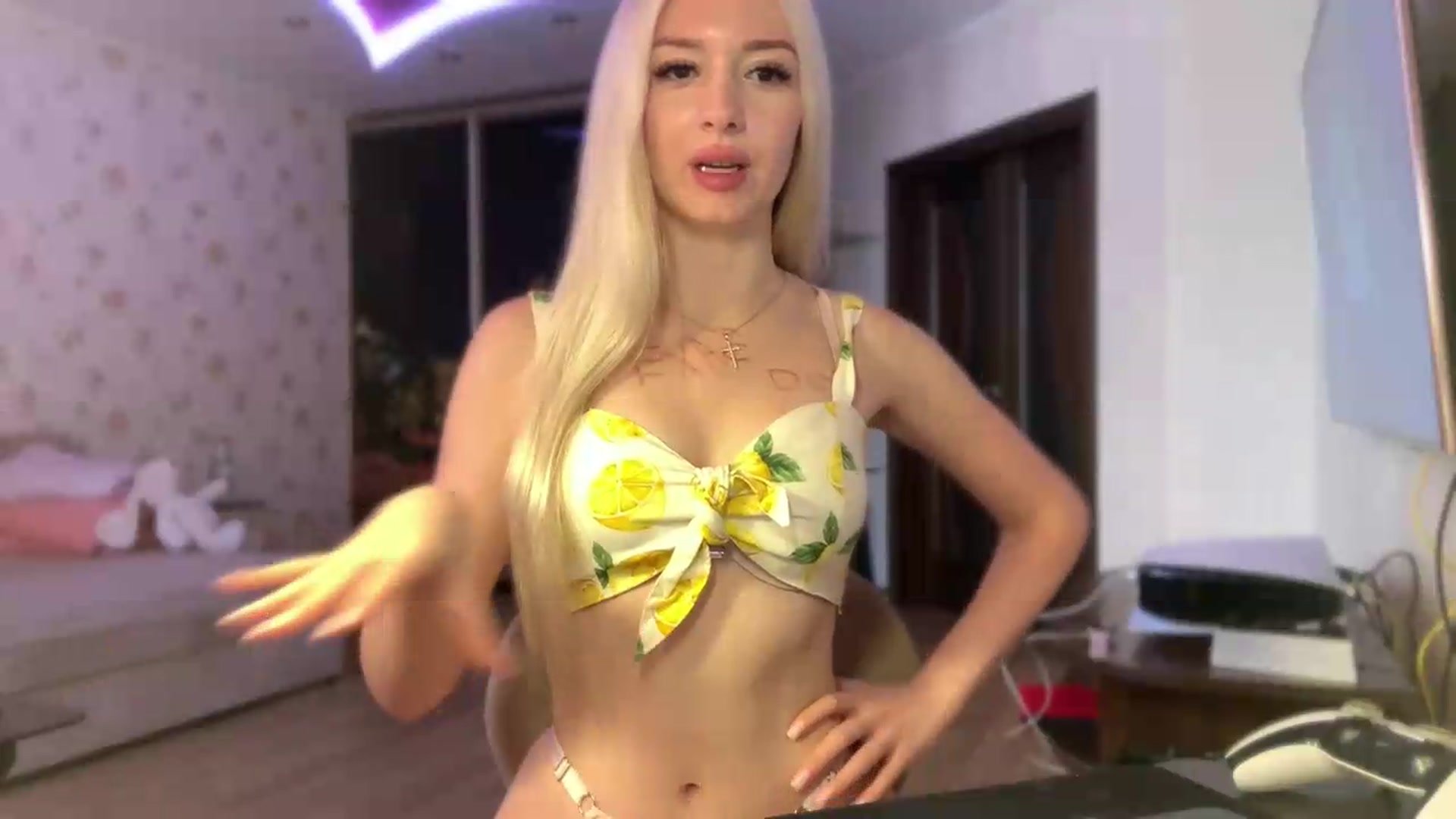 Gallery image thumbnail from SyndyRein's myfreecams stream on, 08/04/2026, 13:34 image 2 of 20