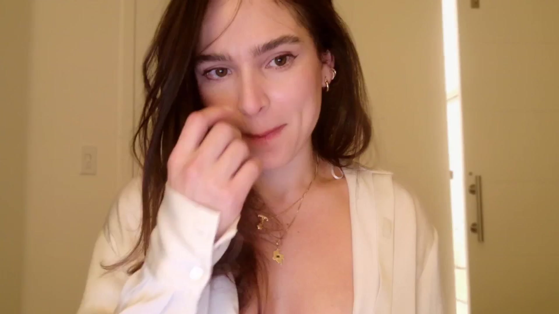 Gallery image thumbnail from TATATYLEY's myfreecams stream on, 07/09/2025, 04:42 image 14 of 20