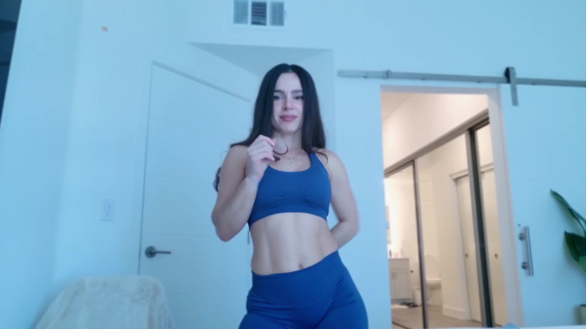 Gallery image thumbnail from TATATYLEY's myfreecams stream on, 07/10/2025, 24:01 image 16 of 20