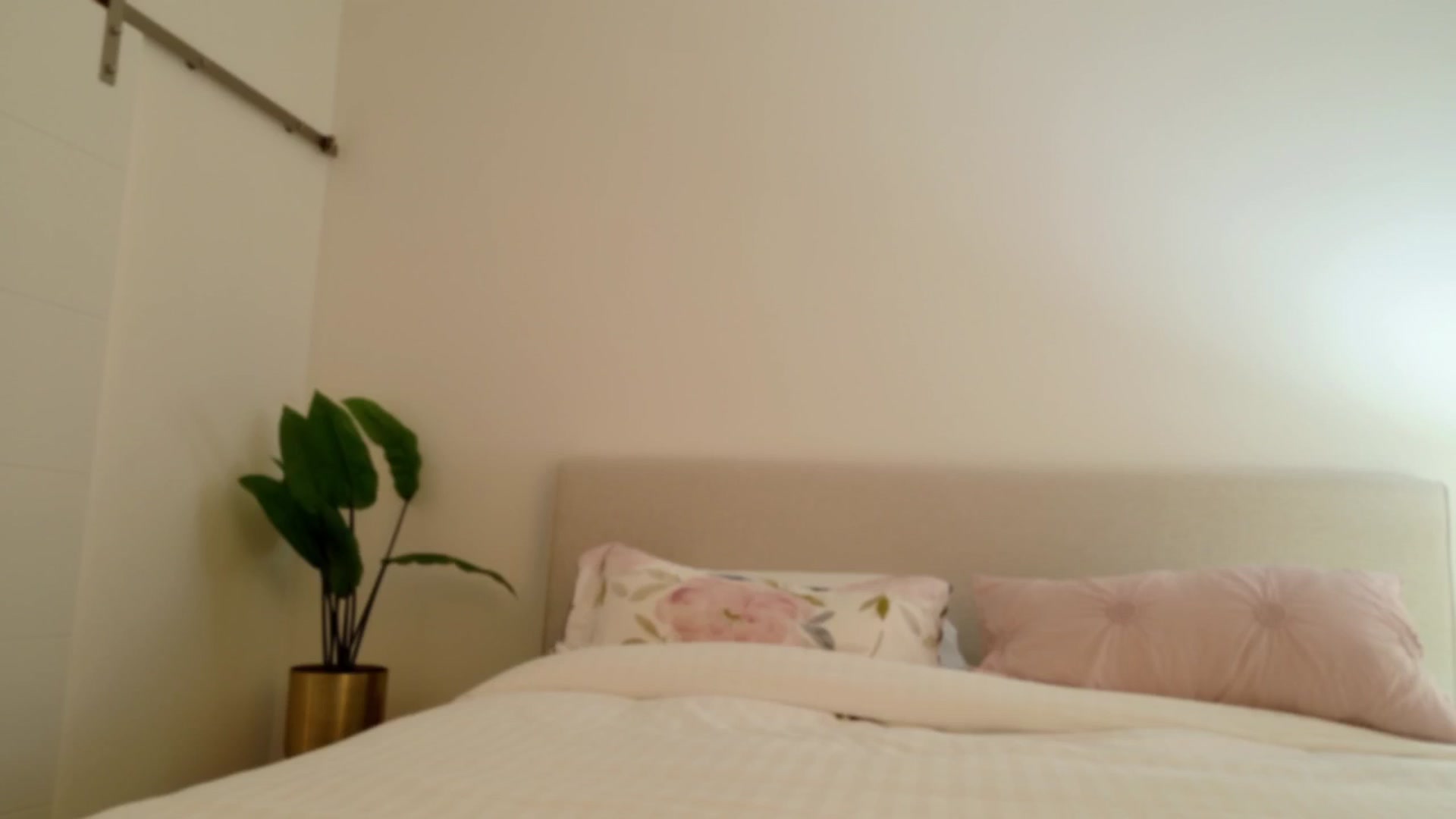 Gallery image thumbnail from TATATYLEY's myfreecams stream on, 07/20/2025, 04:30 image 4 of 20