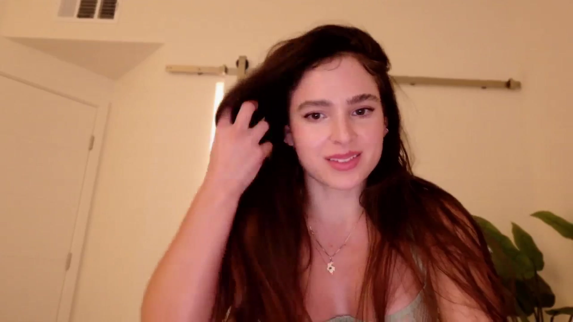 Gallery image thumbnail from TATATYLEY's myfreecams stream on, 07/23/2025, 04:17 image 15 of 20