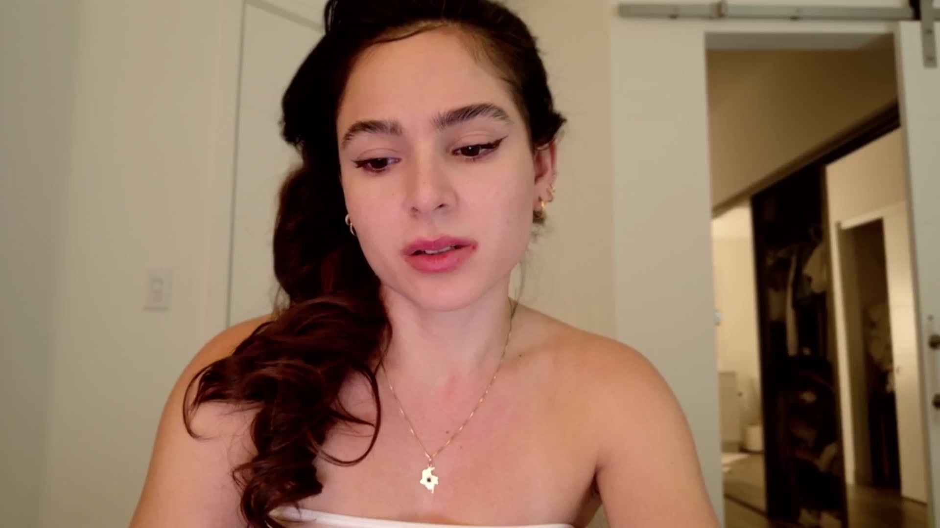 Gallery image thumbnail from TATATYLEY's myfreecams stream on, 07/30/2025, 05:05 image 16 of 20