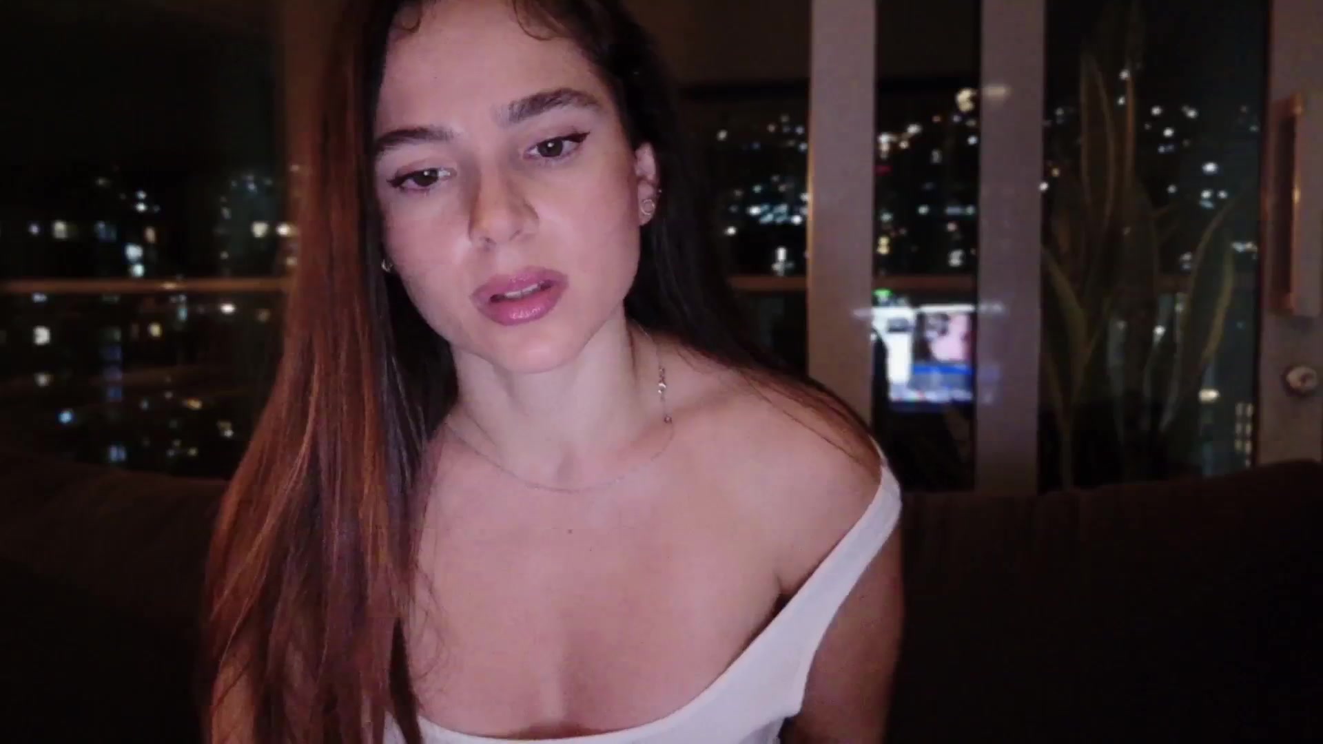 Gallery image thumbnail from TATATYLEY's myfreecams stream on, 08/17/2025, 24:04 image 20 of 20
