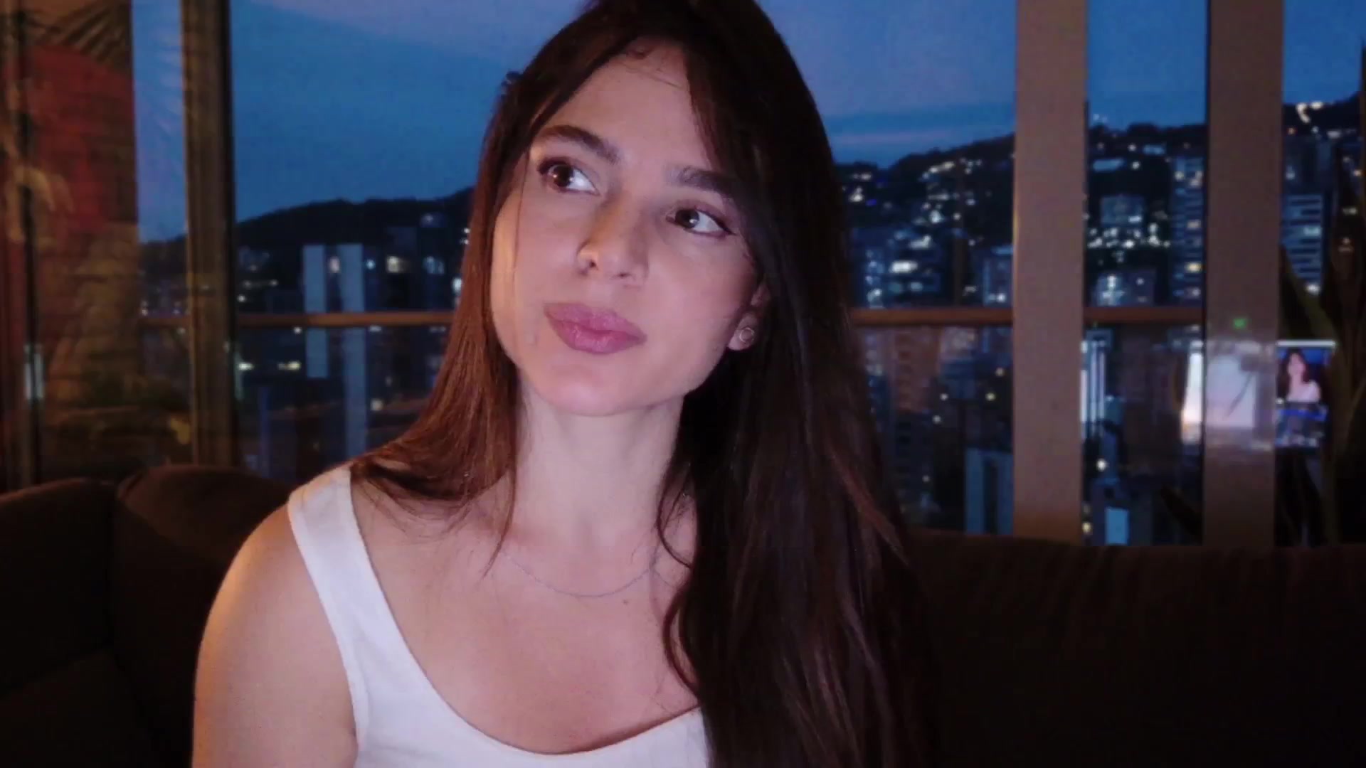 Gallery image thumbnail from TATATYLEY's myfreecams stream on, 08/17/2025, 24:04 image 15 of 20