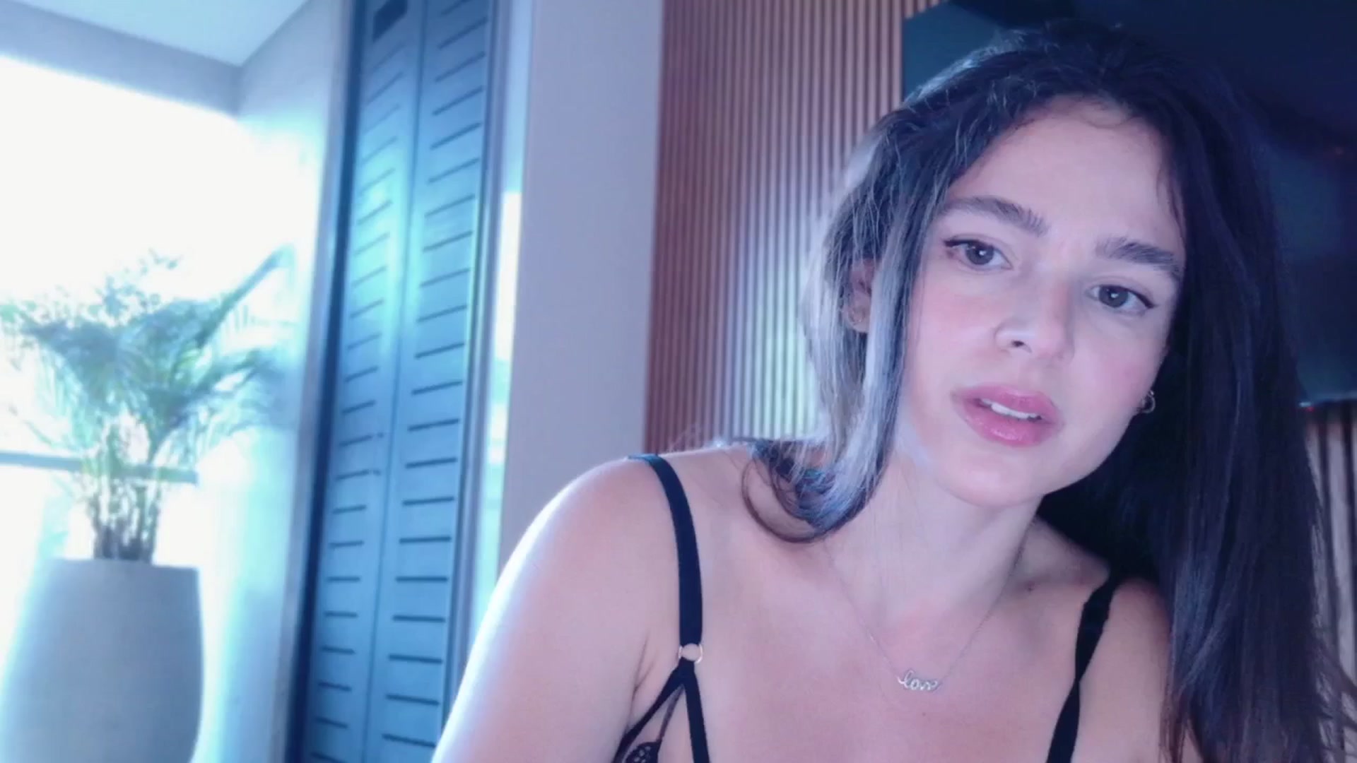 Gallery image thumbnail from TATATYLEY's myfreecams stream on, 08/20/2025, 23:08 image 1 of 20