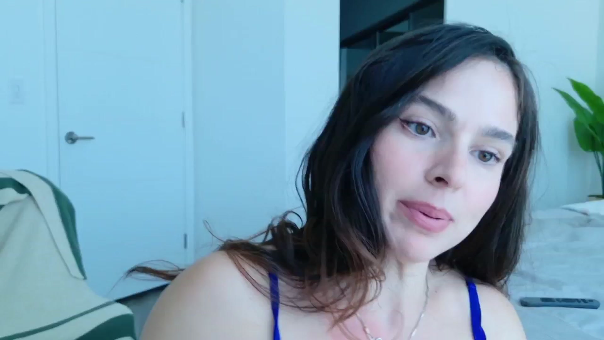 Gallery image thumbnail from TATATYLEY's myfreecams stream on, 09/15/2025, 02:22 image 9 of 20