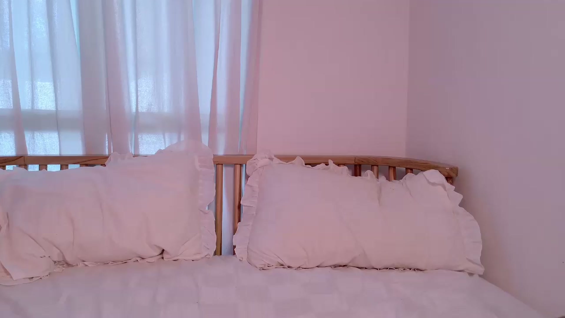 Gallery image thumbnail from TATIANNA's myfreecams stream on, 05/23/2026, 07:03 image 10 of 20