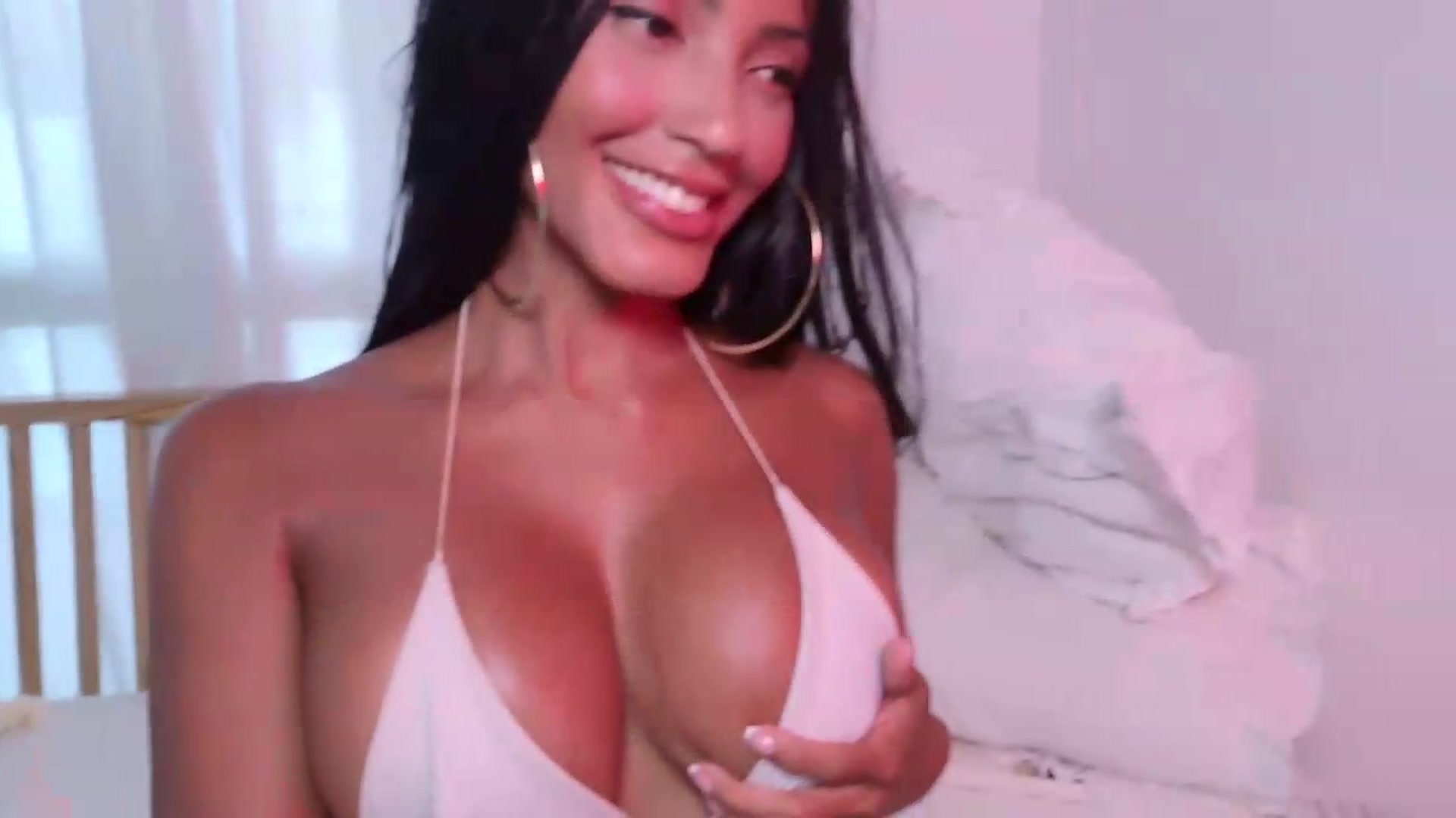 Gallery image thumbnail from TATIANNA's myfreecams stream on, 05/23/2026, 08:22 image 20 of 20