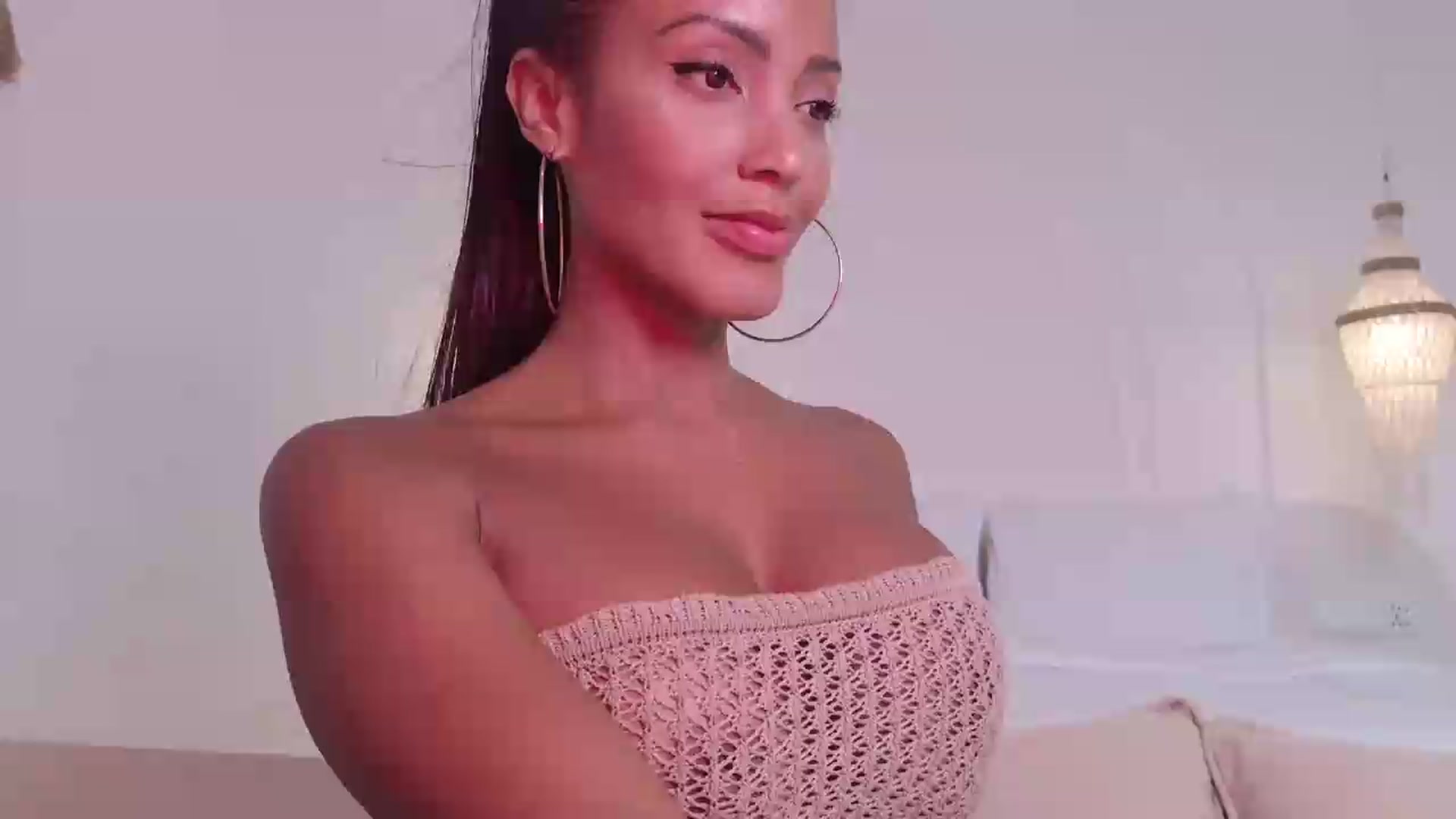 Gallery image thumbnail from TATIANNA's myfreecams stream on, 07/26/2026, 09:28 image 2 of 20