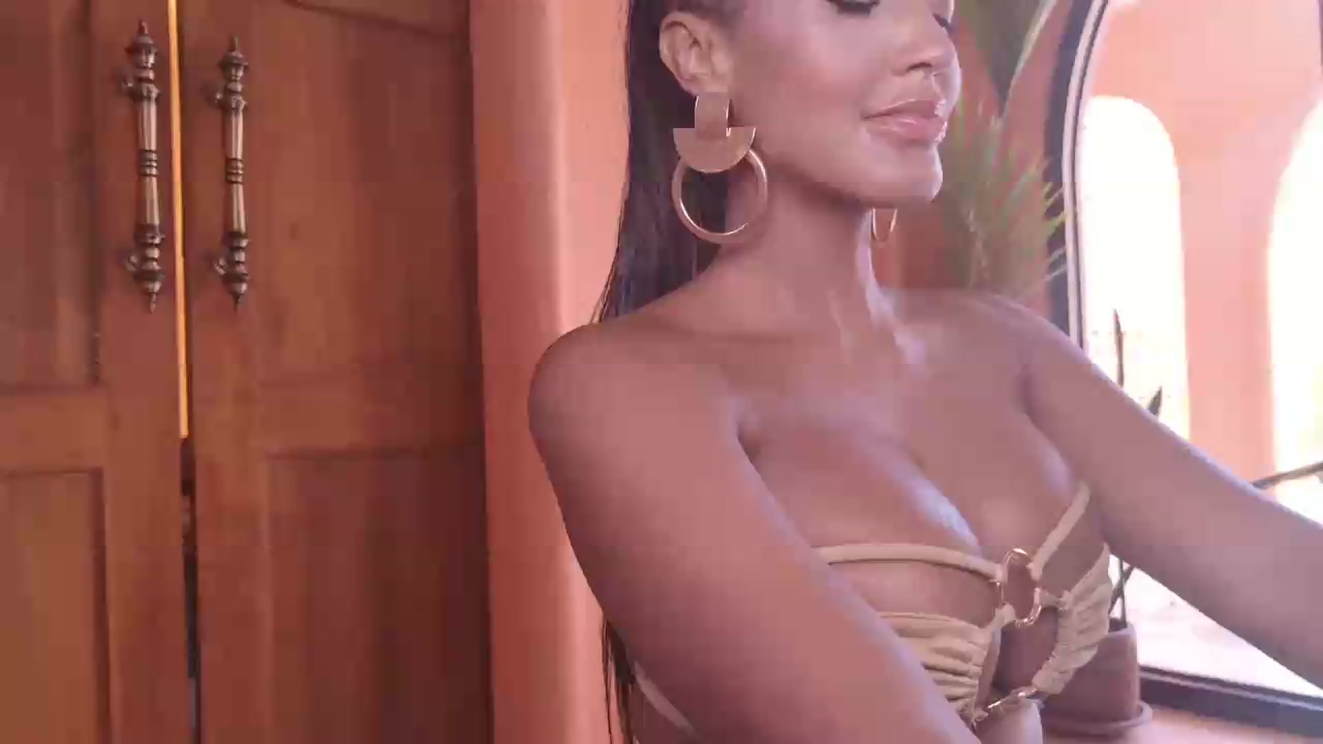 Gallery image thumbnail from TATIANNA's myfreecams stream on, 08/16/2026, 02:27 image 20 of 20