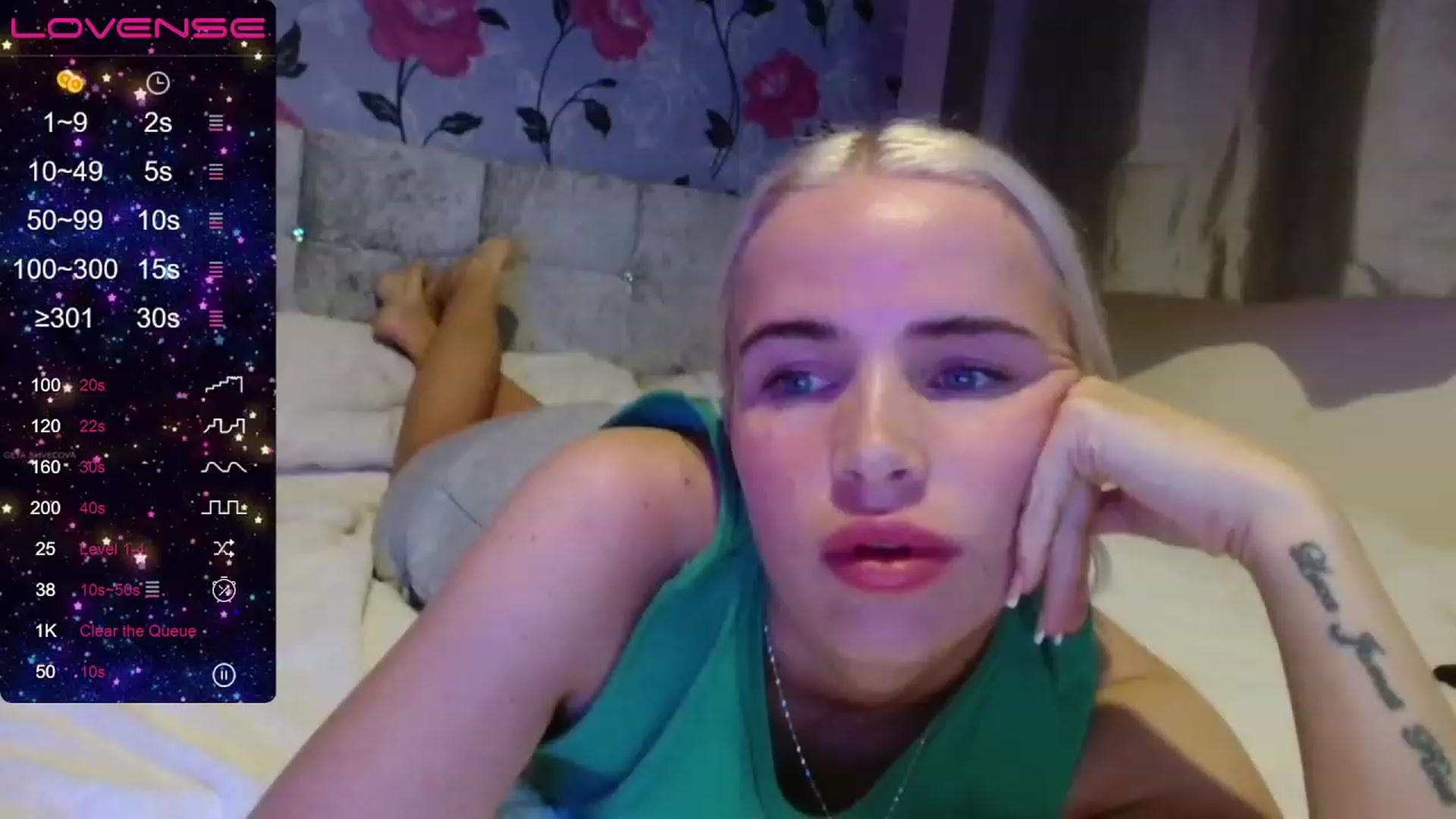 Gallery image thumbnail from TBritishDoll's myfreecams stream on, 04/29/2023, 23:13 image 1 of 20