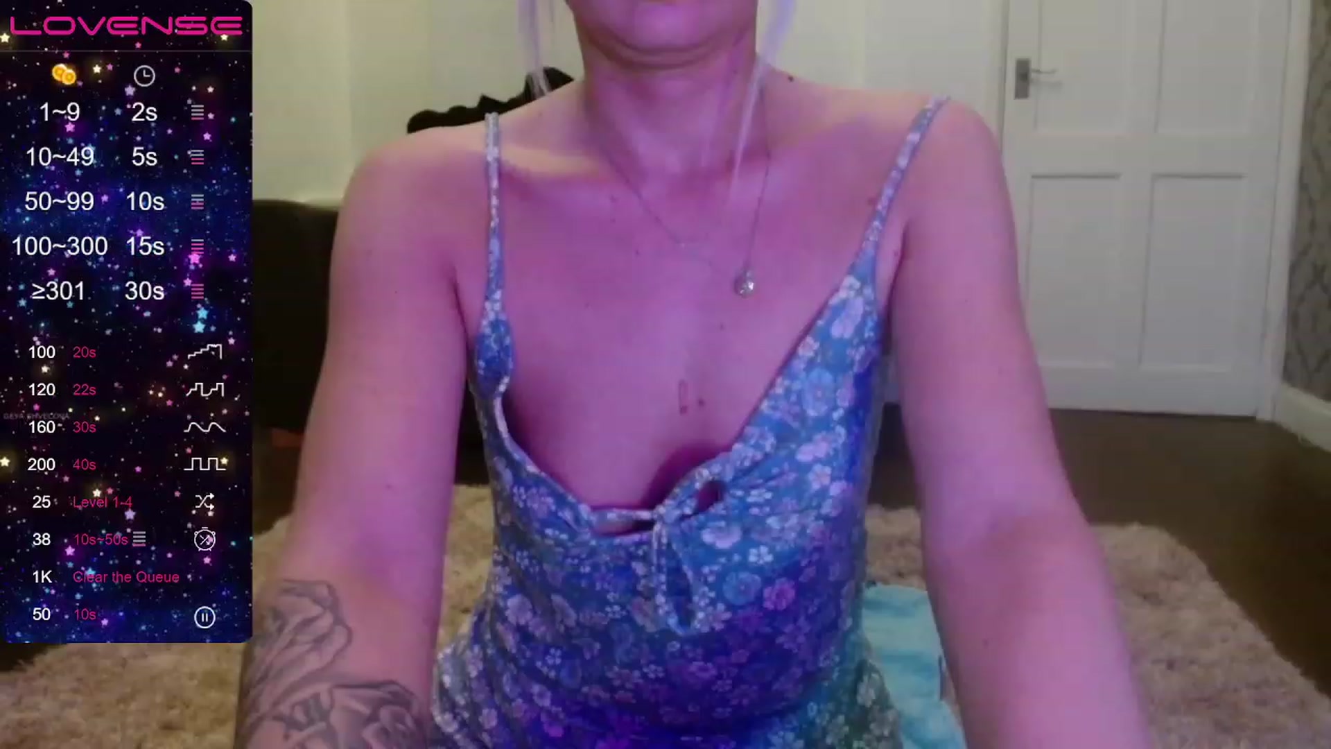 Gallery image thumbnail from TBritishDoll's myfreecams stream on, 05/05/2023, 21:28 image 17 of 20