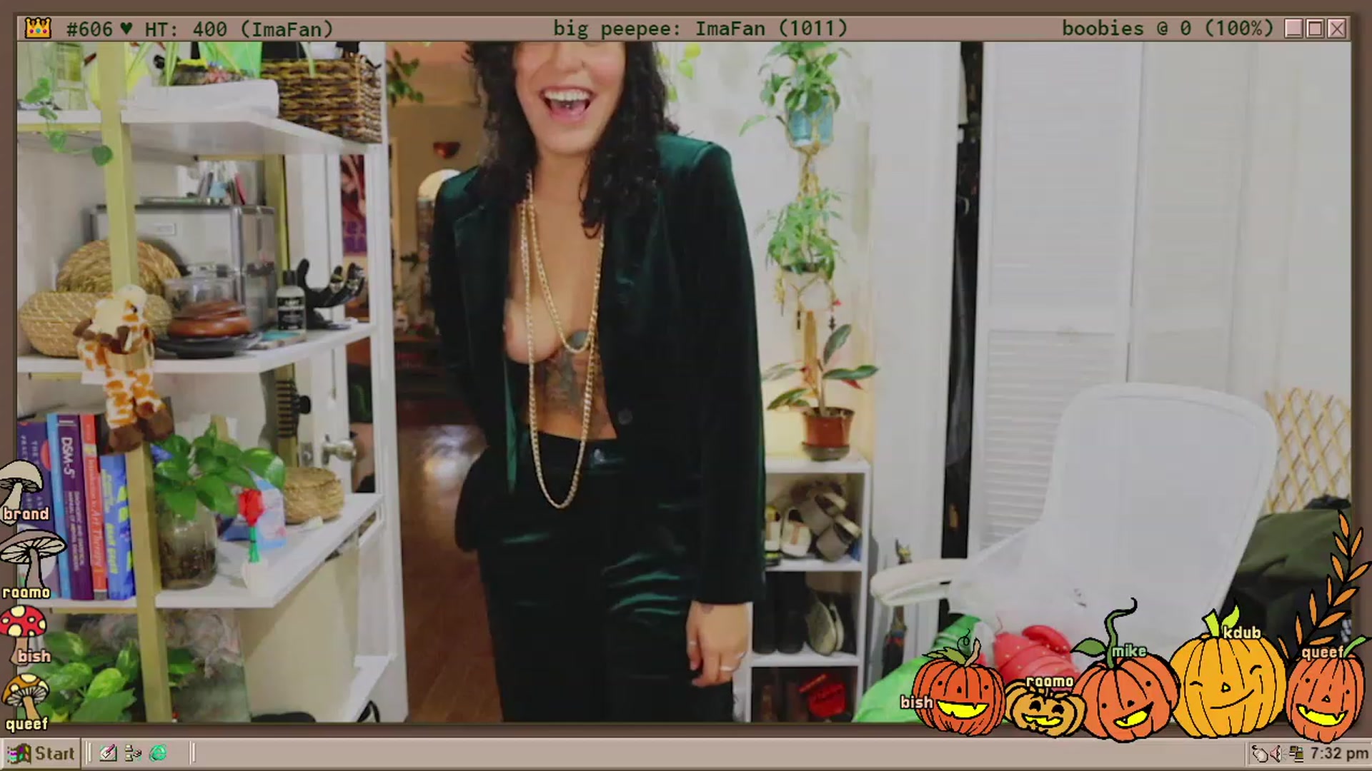 Gallery image thumbnail from TERRA's myfreecams stream on, 11/26/2022, 24:03 image 20 of 20