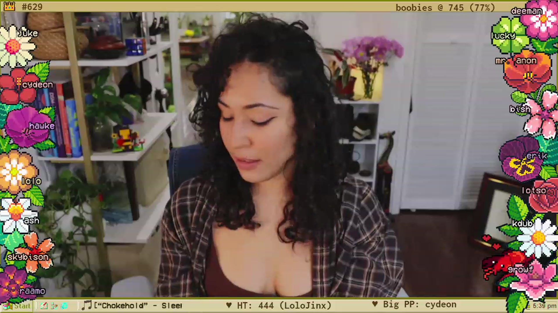 Gallery image thumbnail from TERRA's myfreecams stream on, 04/07/2023, 22:07 image 16 of 20