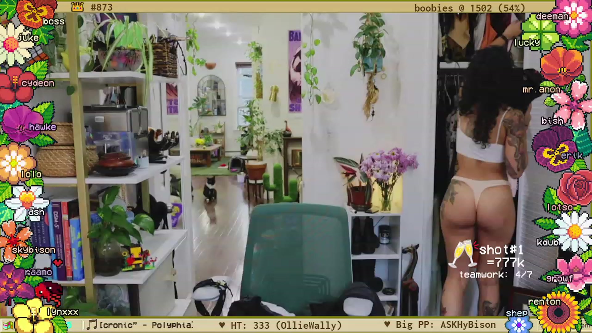 Gallery image thumbnail from TERRA's myfreecams stream on, 04/15/2023, 24:00 image 14 of 20