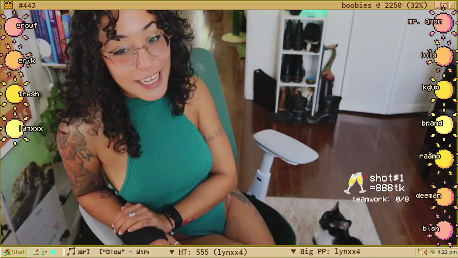 Gallery image thumbnail from TERRA's myfreecams stream on, 05/06/2023, 20:43 image 18 of 20