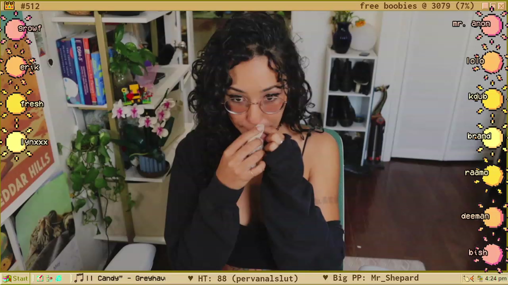 Gallery image thumbnail from TERRA's myfreecams stream on, 05/09/2023, 21:17 image 11 of 20