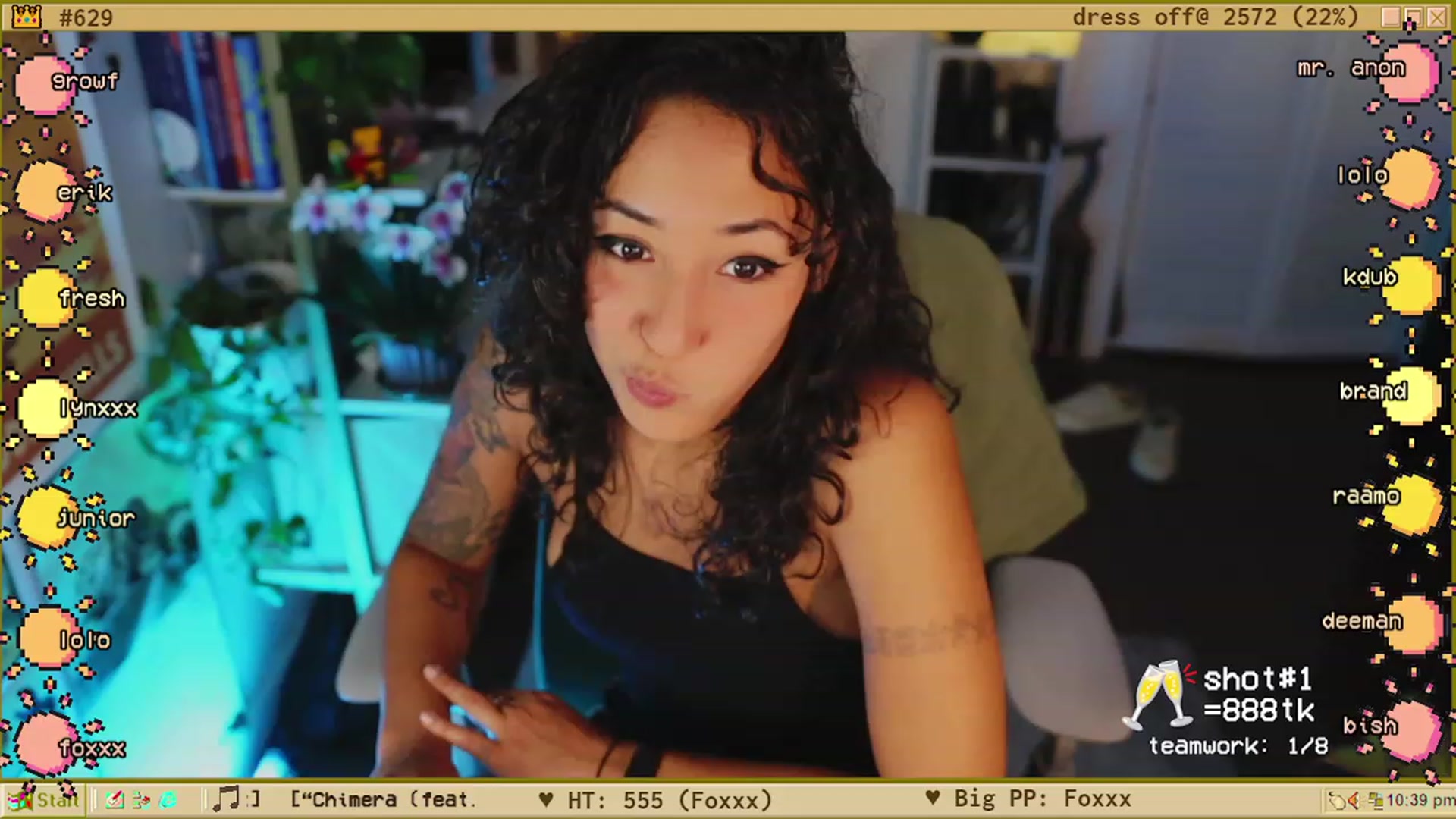 Gallery image thumbnail from TERRA's myfreecams stream on, 05/13/2023, 02:45 image 10 of 20