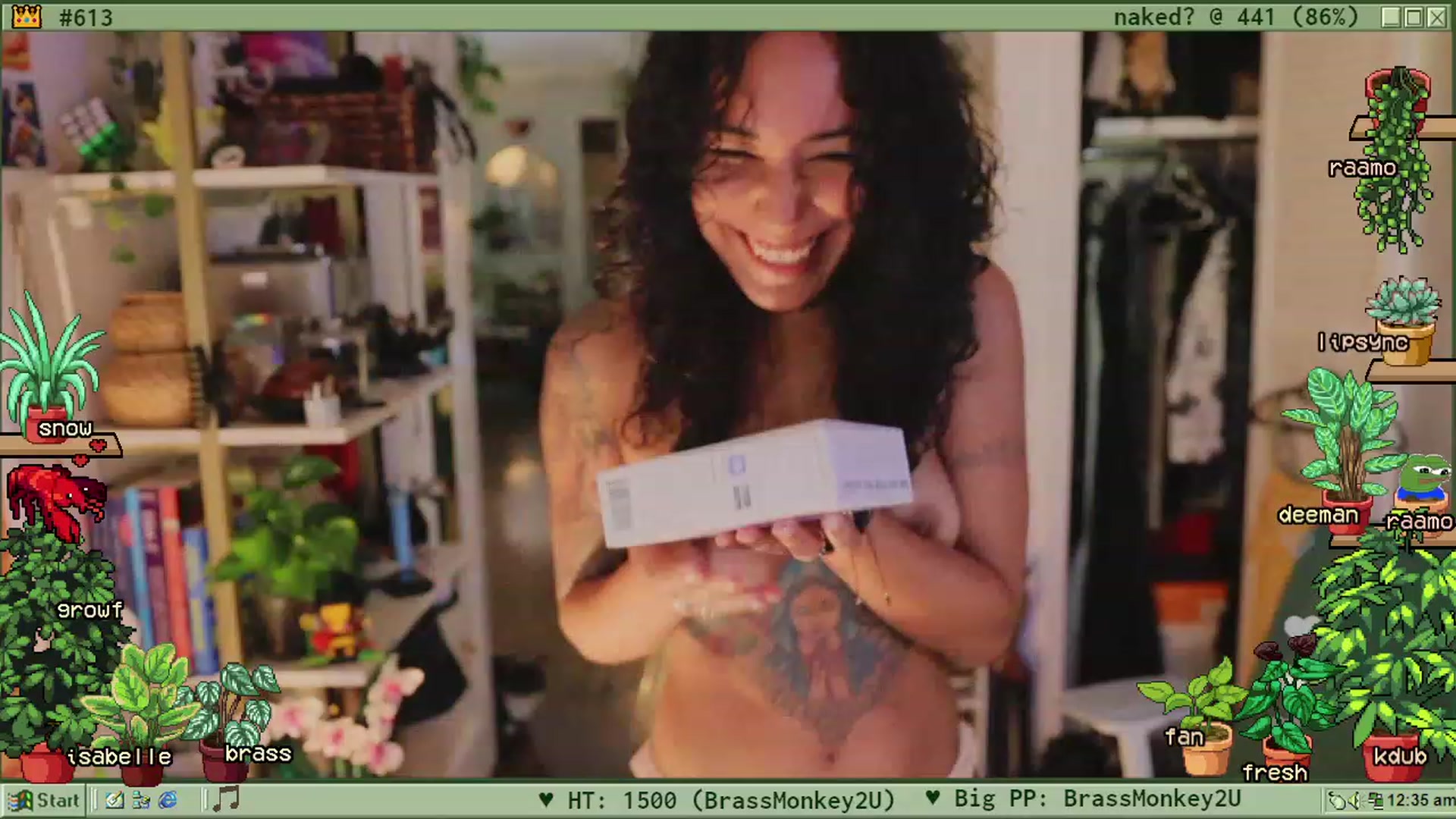 Gallery image thumbnail from TERRA's myfreecams stream on, 06/10/2023, 04:57 image 5 of 20