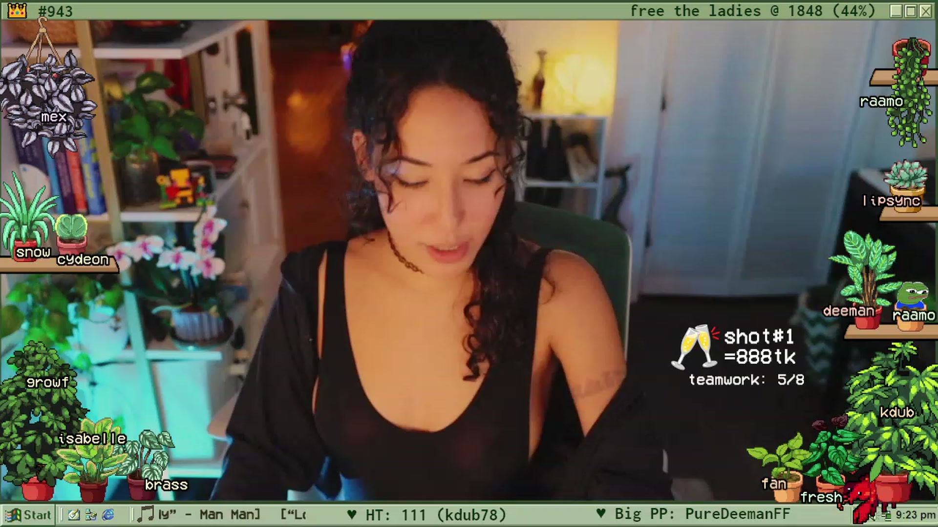 Gallery image thumbnail from TERRA's myfreecams stream on, 06/24/2023, 01:43 image 17 of 20