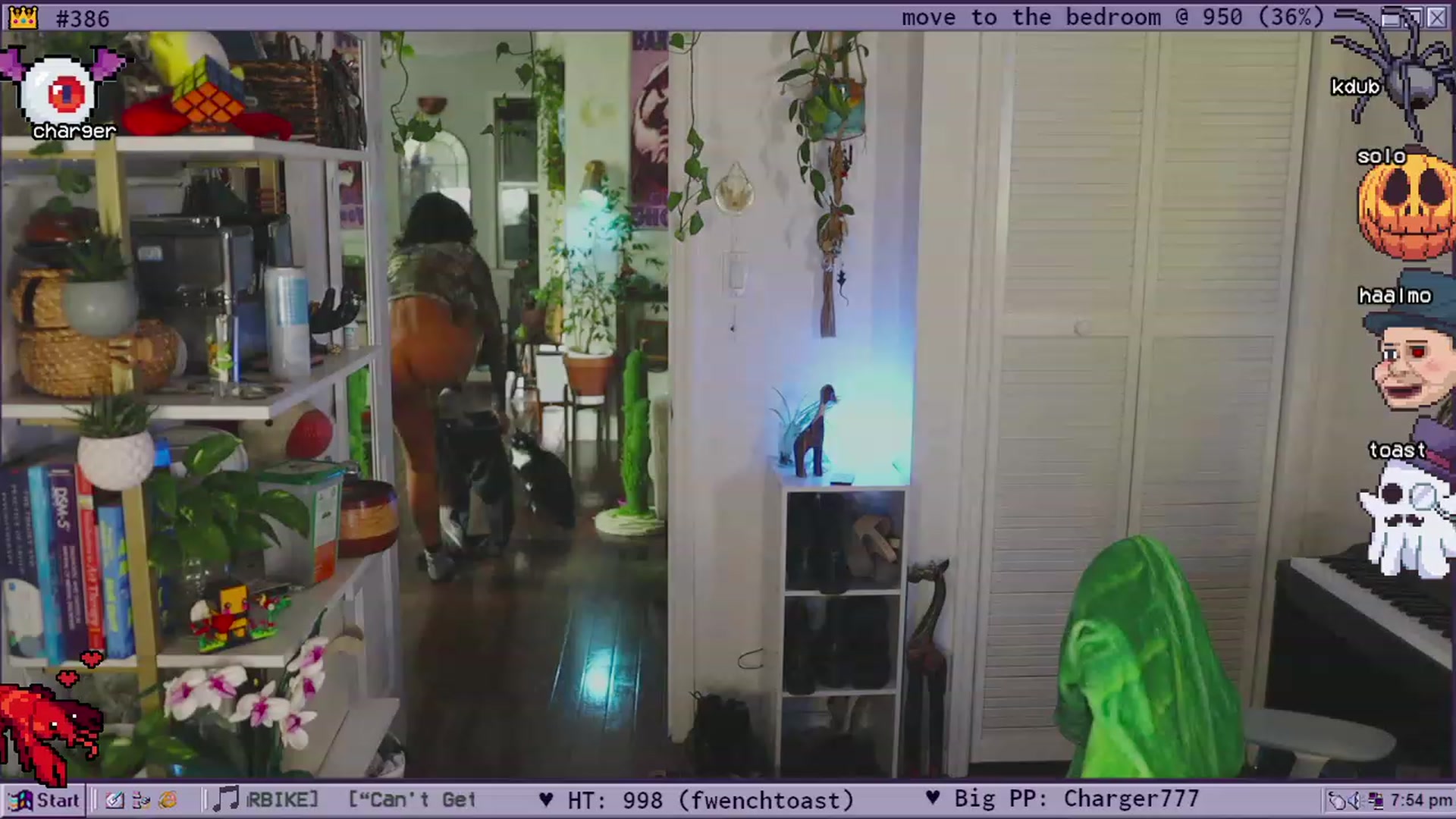 Gallery image thumbnail from TERRA's myfreecams stream on, 10/21/2023, 24:06 image 20 of 20