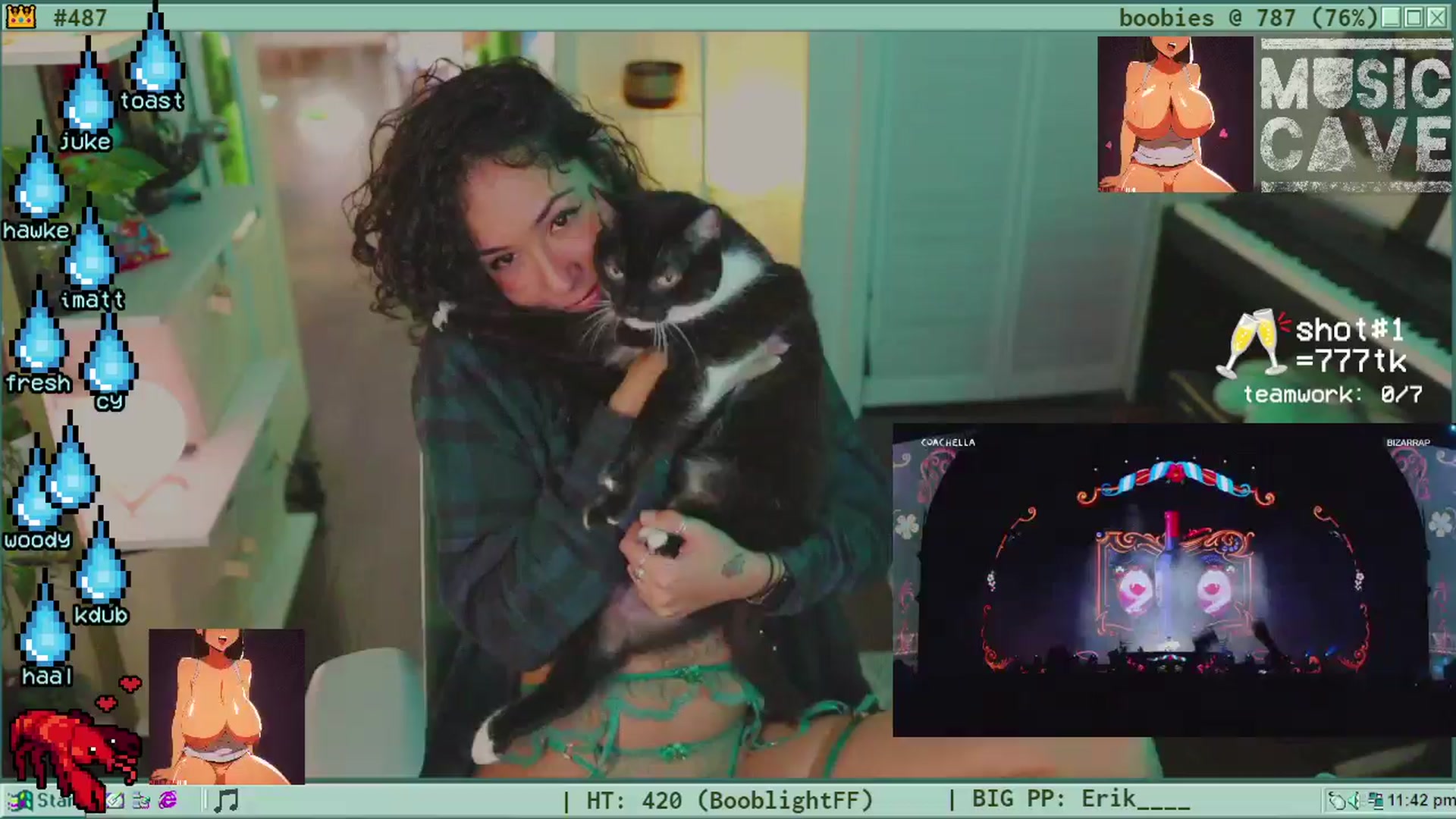 Gallery image thumbnail from TERRA's myfreecams stream on, 04/13/2024, 03:50 image 14 of 20