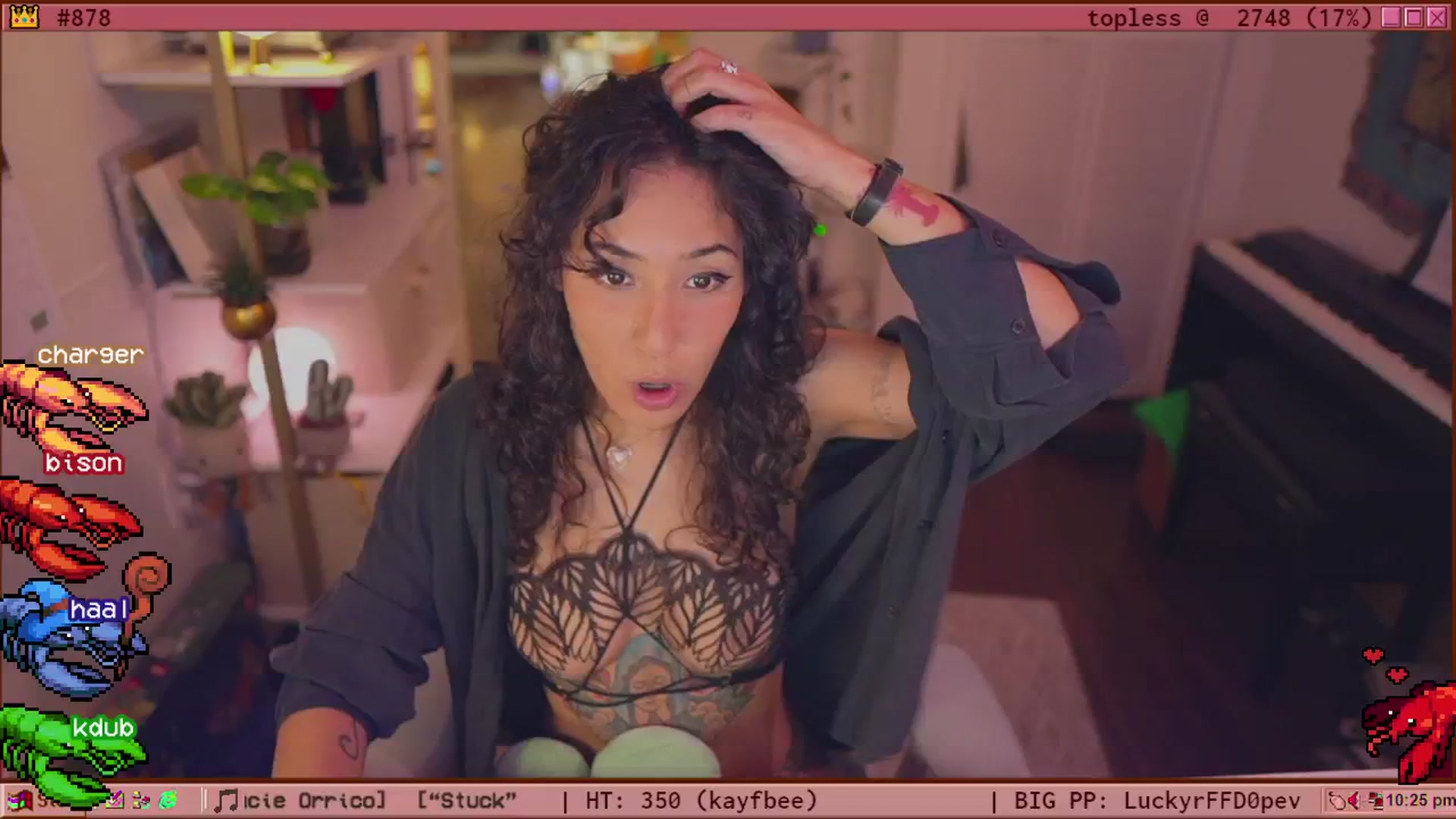 Gallery image thumbnail from TERRA's myfreecams stream on, 06/12/2024, 02:34 image 15 of 20