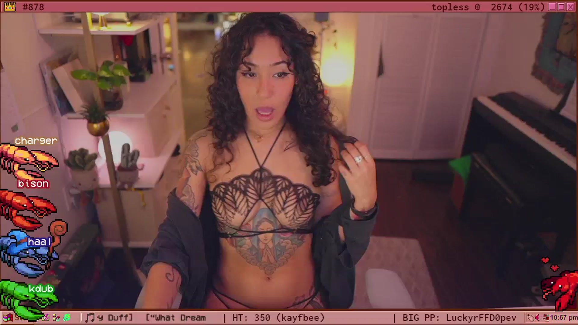Gallery image thumbnail from TERRA's myfreecams stream on, 06/12/2024, 03:30 image 6 of 20
