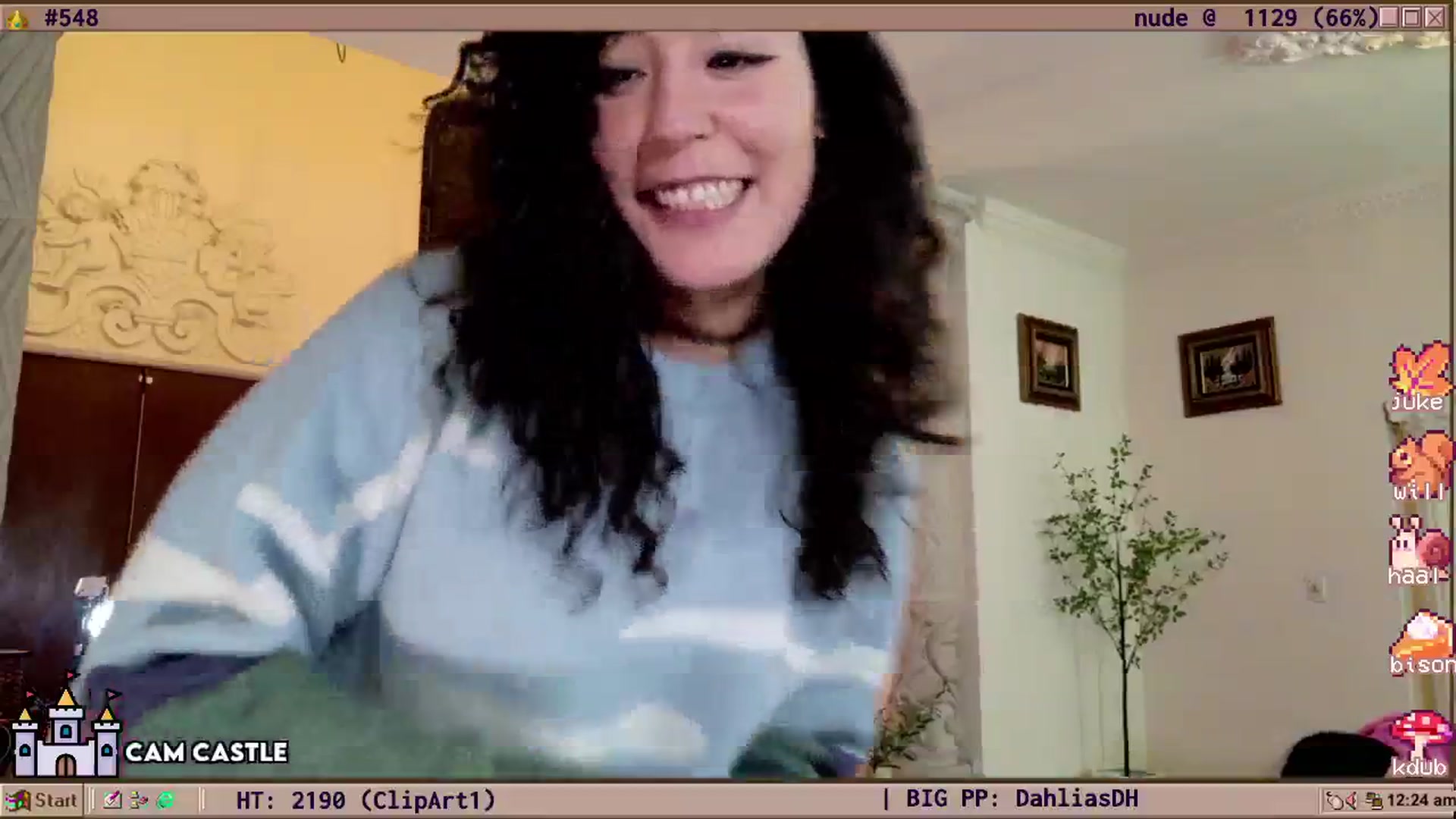 Gallery image thumbnail from TERRA's myfreecams stream on, 11/17/2024, 05:38 image 12 of 20