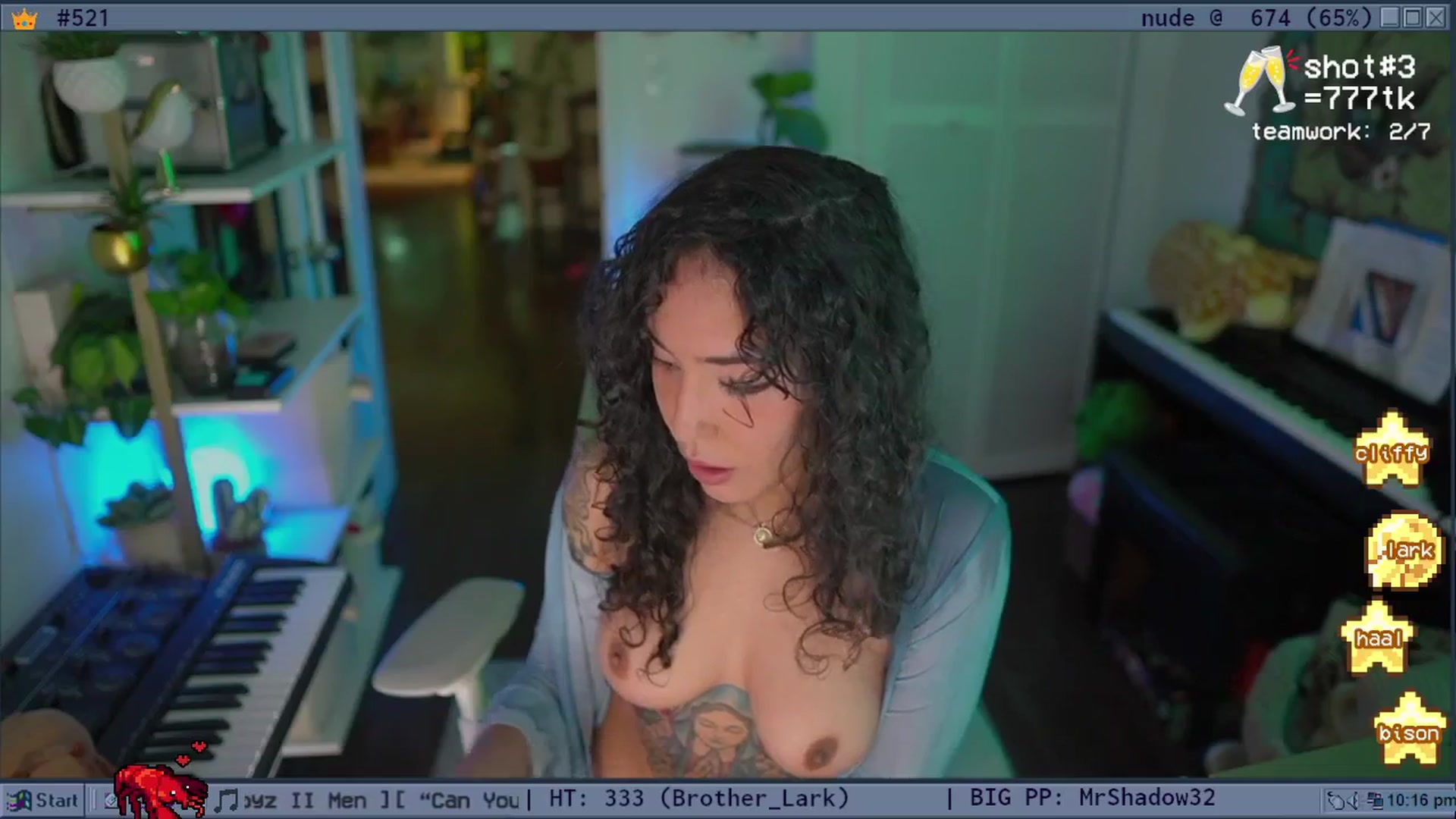 Gallery image thumbnail from TERRA's myfreecams stream on, 01/03/2025, 03:33 image 19 of 20