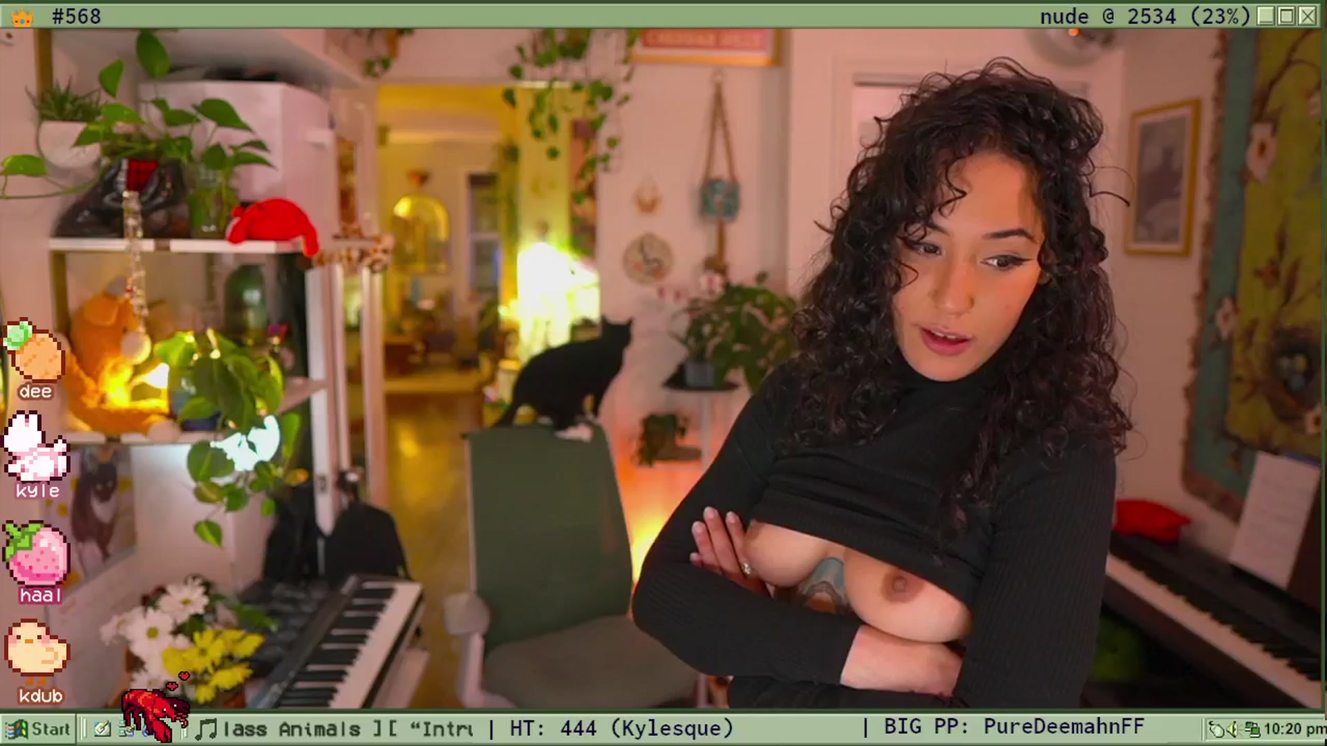 Gallery image thumbnail from TERRA's myfreecams stream on, 04/03/2025, 03:46 image 13 of 20