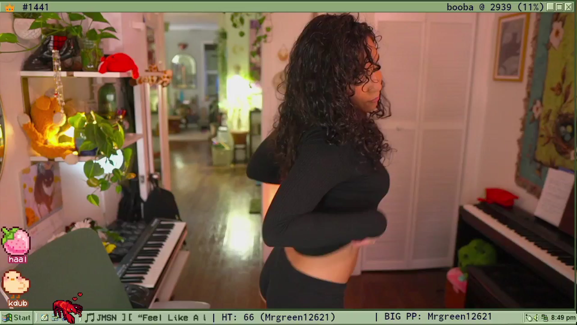 Gallery image thumbnail from TERRA's myfreecams stream on, 04/03/2025, 03:46 image 4 of 20