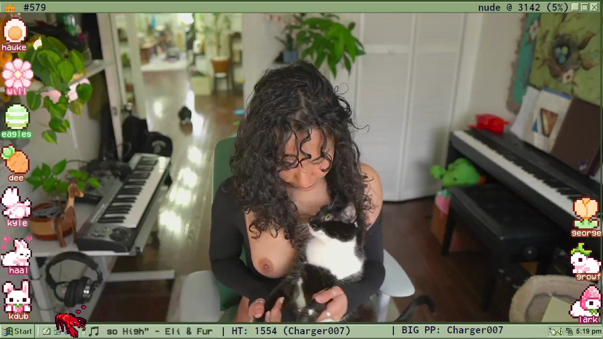 Gallery image thumbnail from TERRA's myfreecams stream on, 04/18/2025, 22:06 image 11 of 20