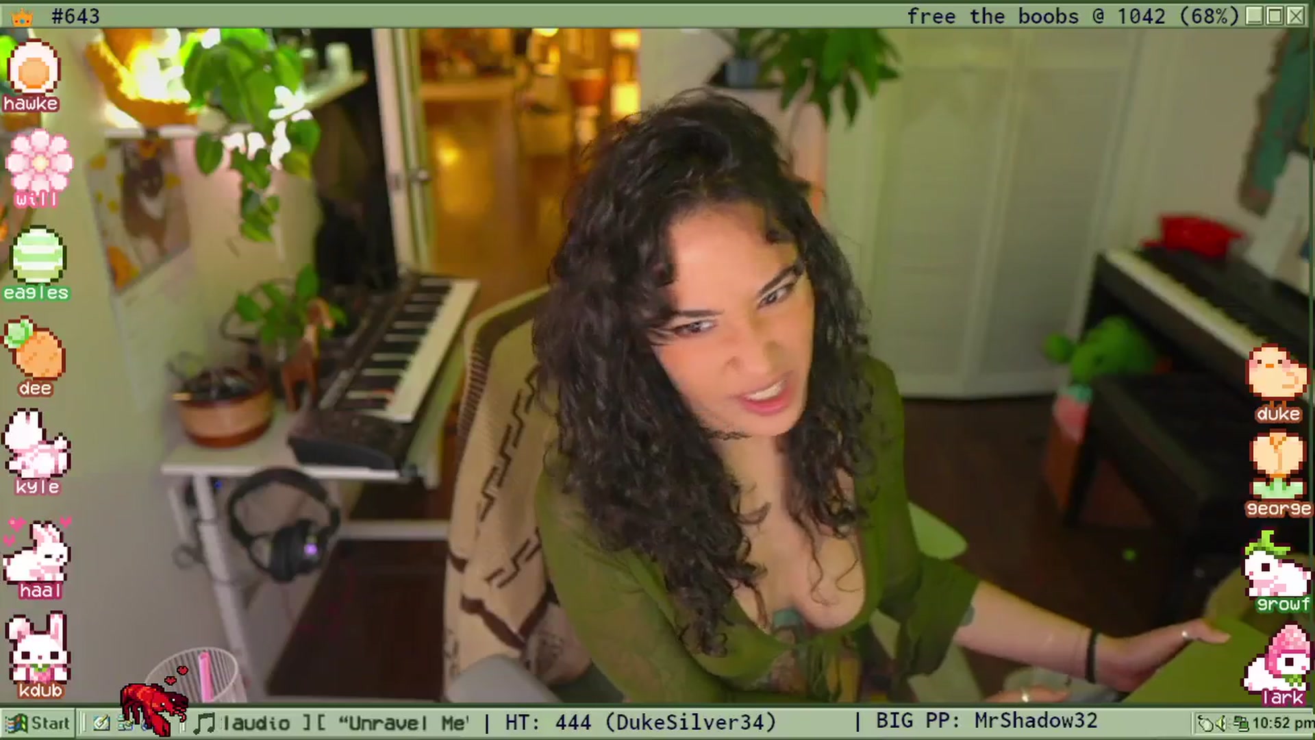 Gallery image thumbnail from TERRA's myfreecams stream on, 04/25/2025, 03:15 image 18 of 20
