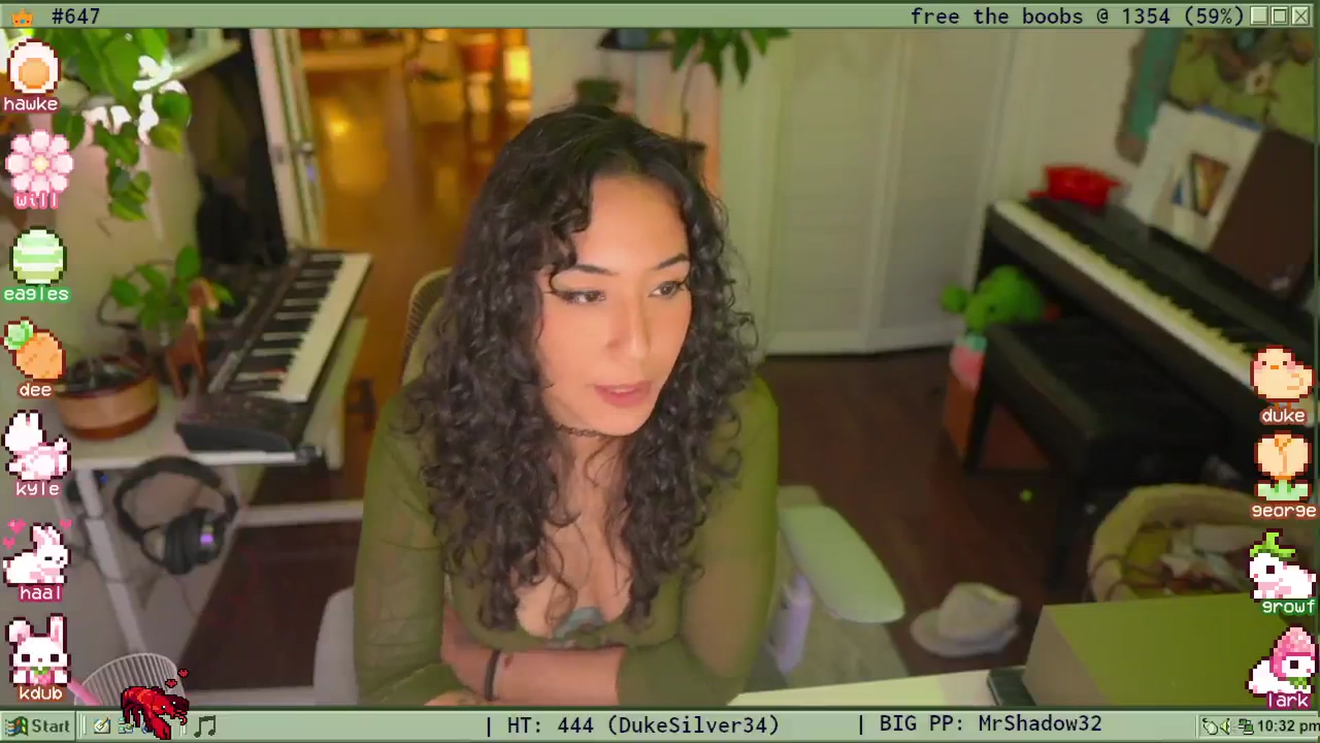 Gallery image thumbnail from TERRA's myfreecams stream on, 04/25/2025, 03:15 image 15 of 20