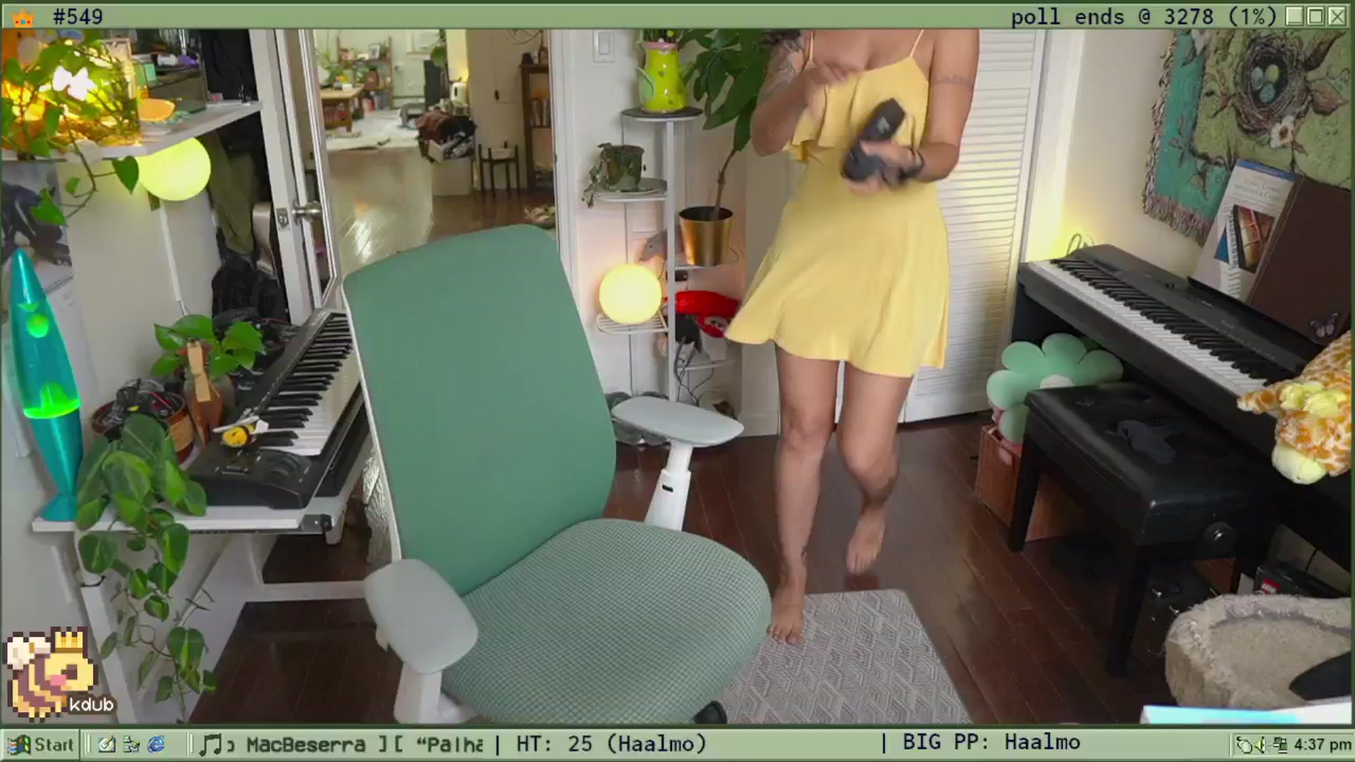 Gallery image thumbnail from TERRA's myfreecams stream on, 08/01/2025, 21:19 image 7 of 20