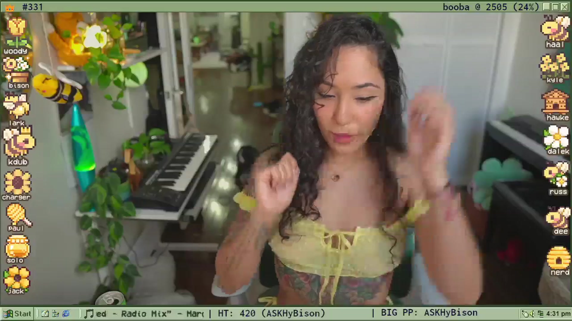 Gallery image thumbnail from TERRA's myfreecams stream on, 08/29/2025, 23:22 image 3 of 20