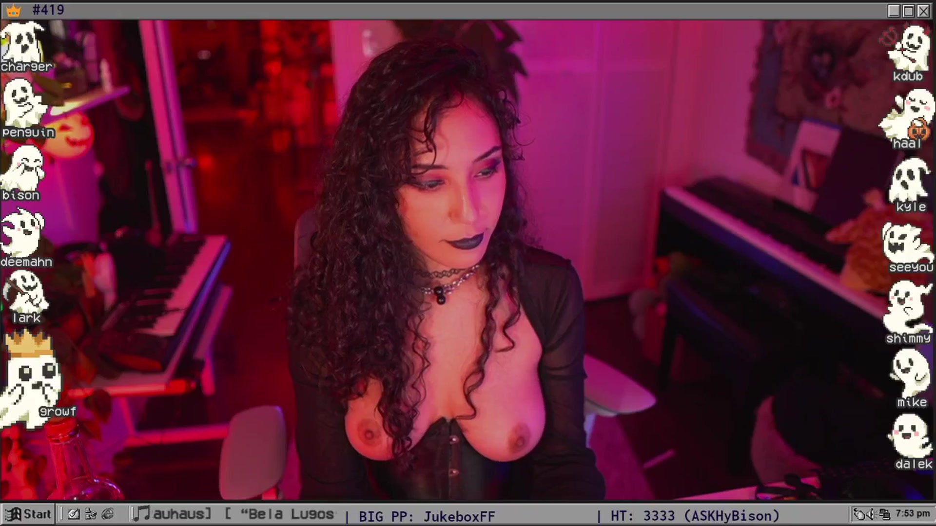 Gallery image thumbnail from TERRA's myfreecams stream on, 11/01/2025, 01:11 image 15 of 20