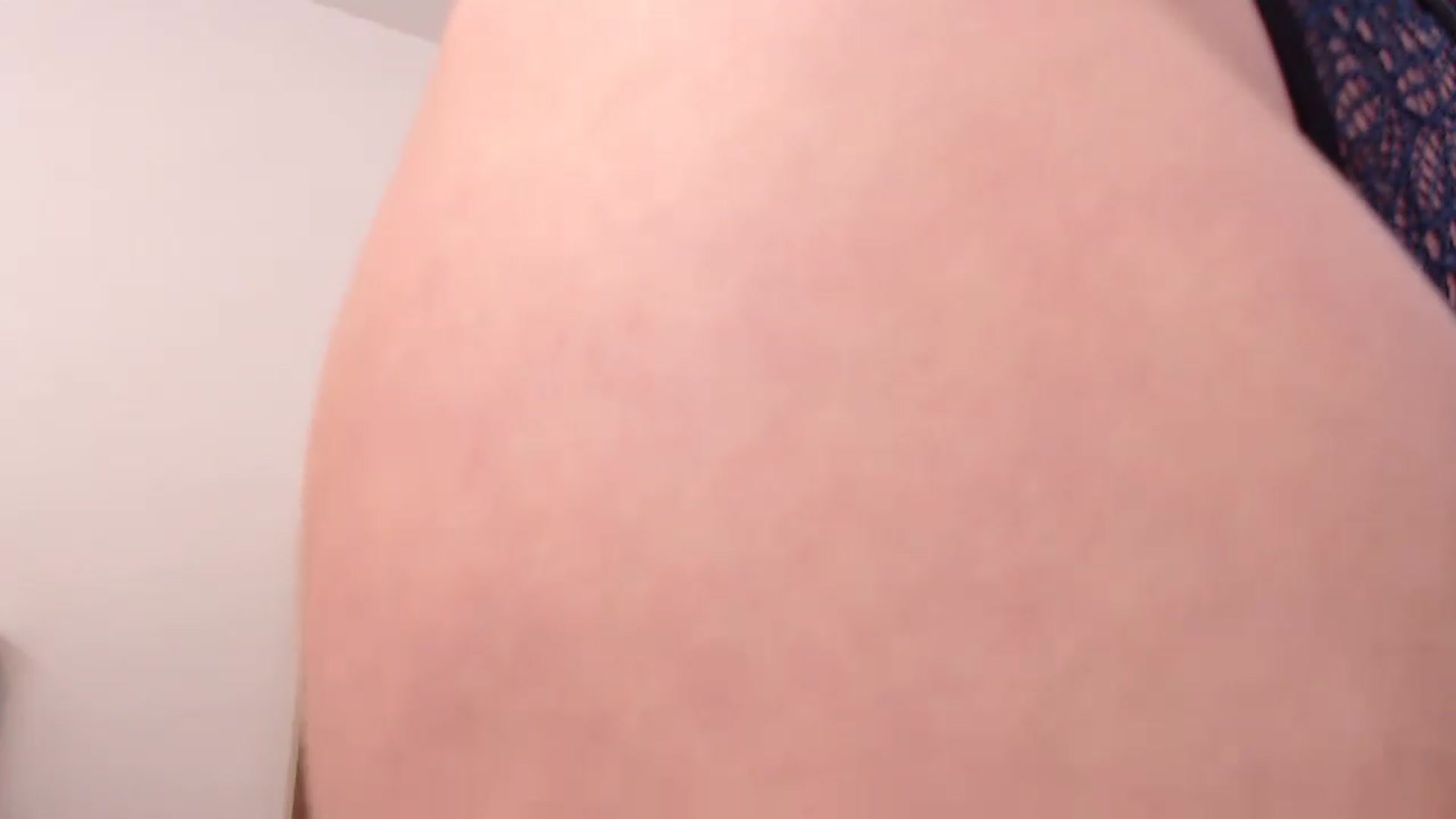 Gallery image thumbnail from THE_Lory's myfreecams stream on, 11/15/2022, 24:28 image 10 of 20